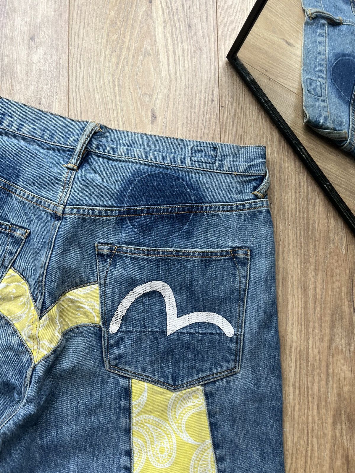 Evisu 00’s EVISU SELVEDGE DAICOCK RIPPED BANDANA JORTS RARE Y2K Size US 36 / EU 52 - 7 Thumbnail