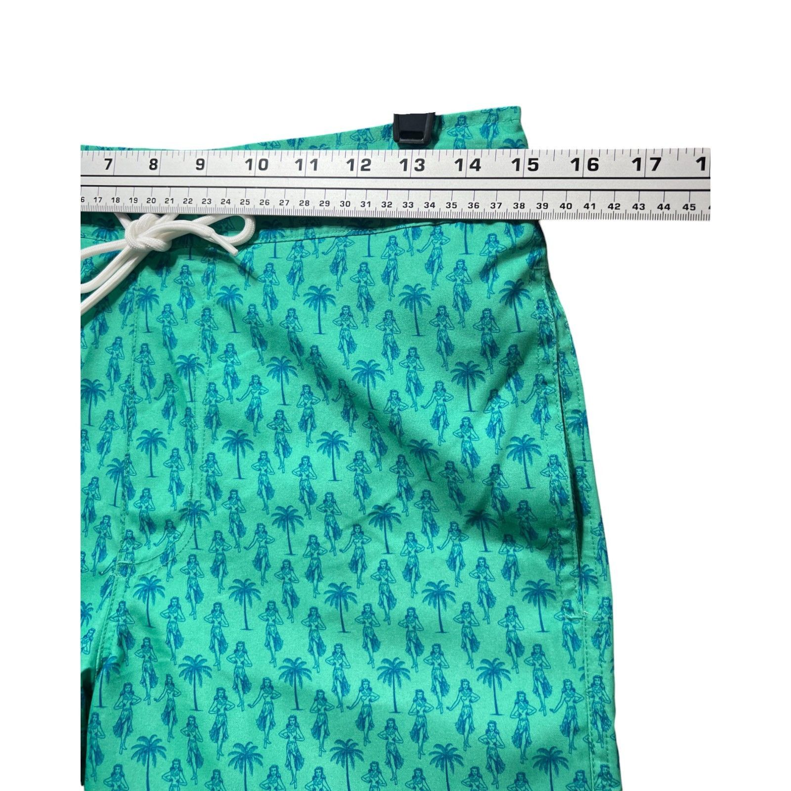 Other St. John's Bay - Men's Board Shorts - 9" Inseam - Green Hula Size ONE SIZE - 6 Thumbnail