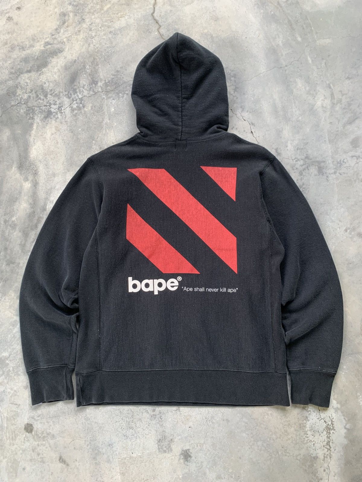 Bape Vintage 90s Bape Play Hoodie Size US S / EU 44-46 / 1 - 2 Thumbnail