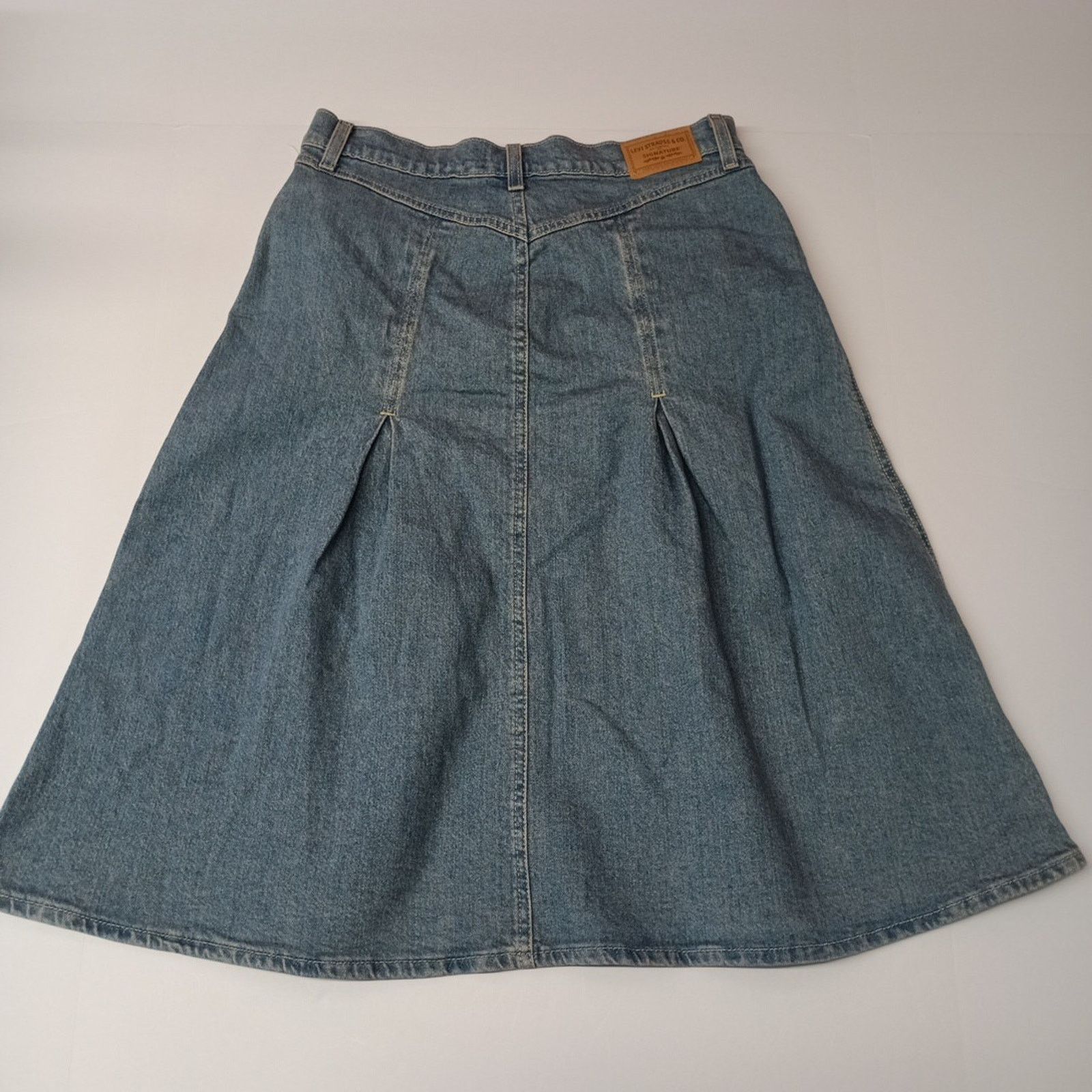 Levi's Levi Strauss Blue Denim Pleated Skirt Women's Size 4 W27 Size 27" / US 4 / IT 40 - 8 Thumbnail