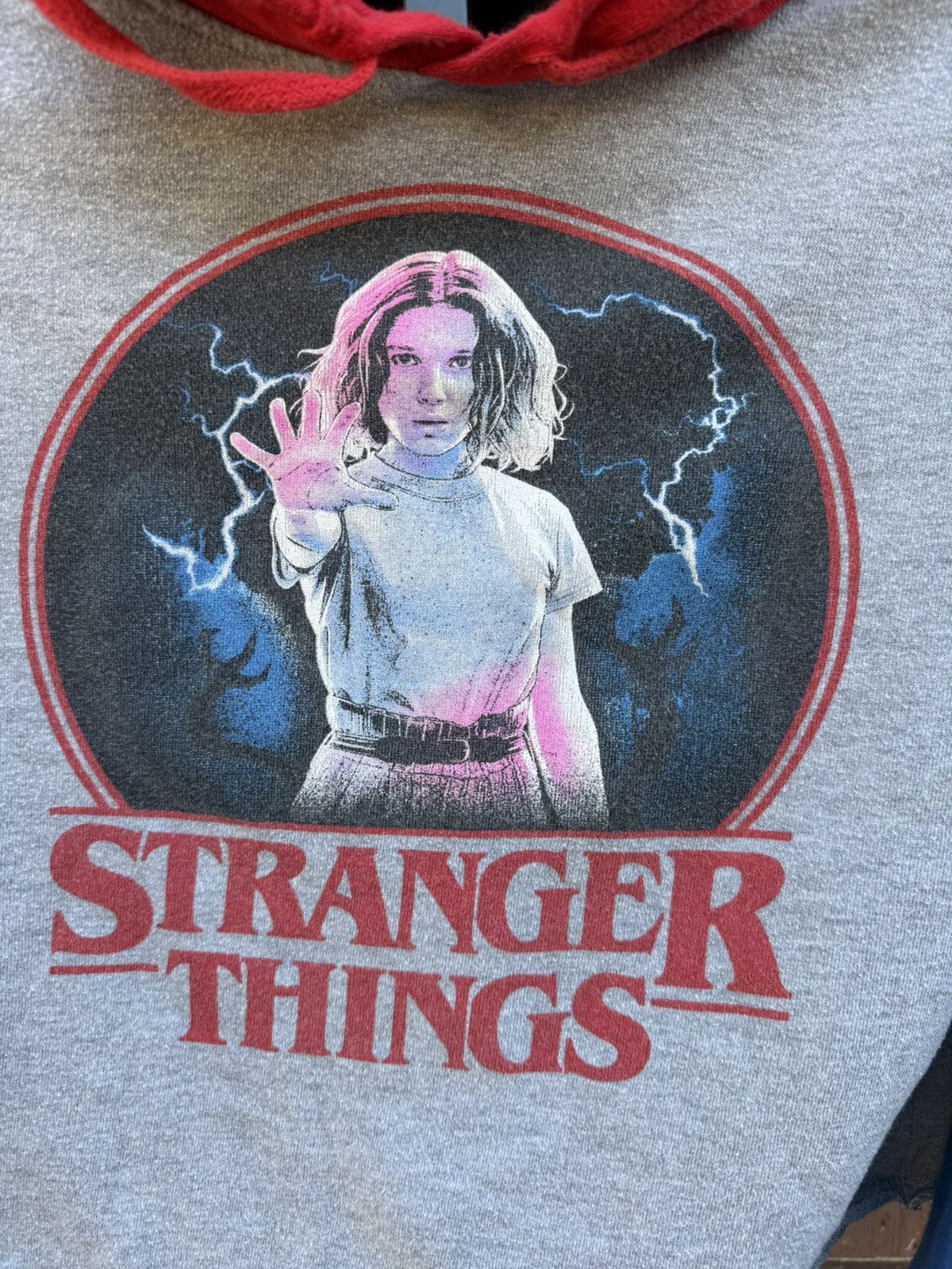 Other Netflix Stranger Things Eleven Graphic Hoodie Cropped Size S / US 4 / IT 40 - 2 Thumbnail