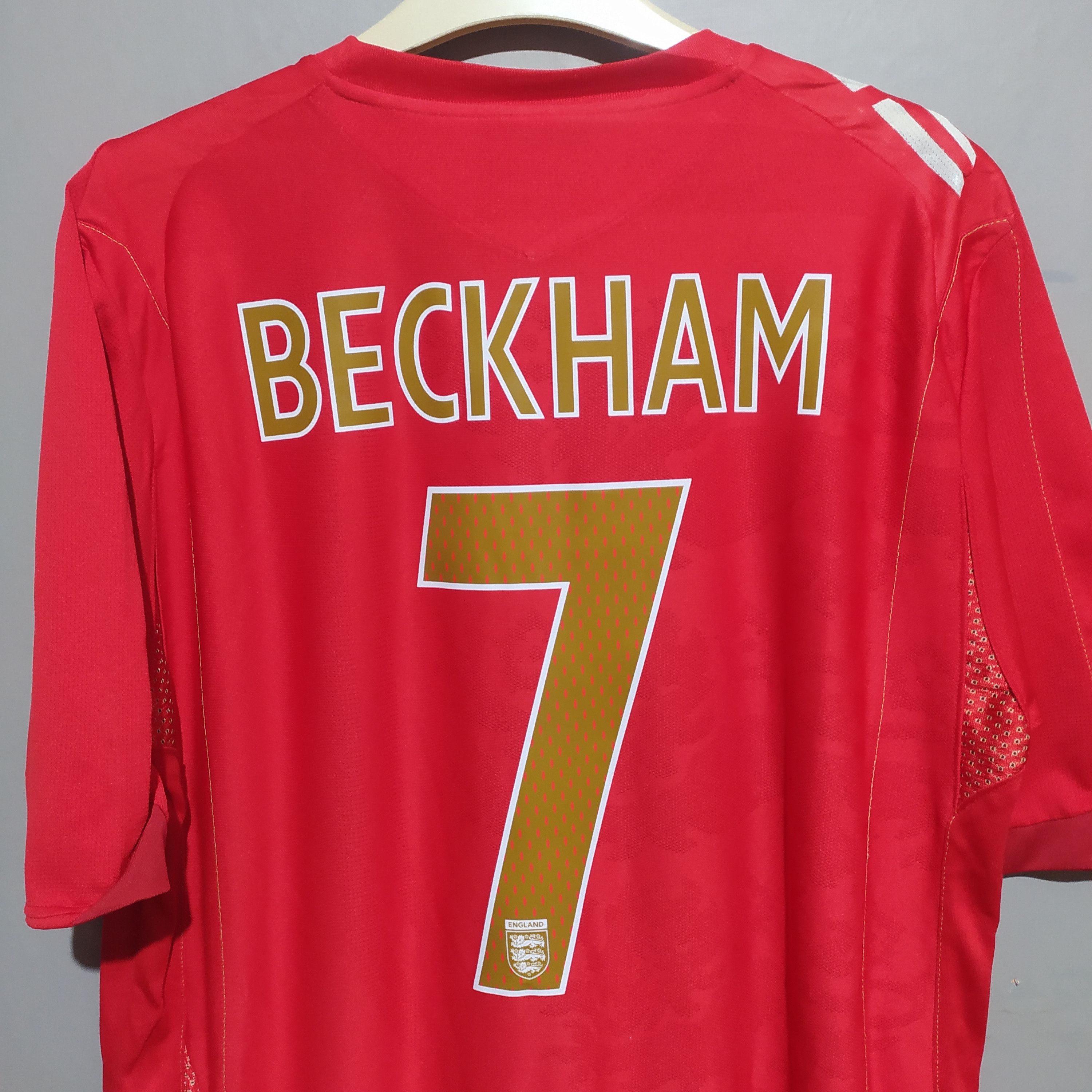 Umbro Umbro x England 2006/2008 #7 Beckham Away Jersey Size US L / EU 52-54 / 3 - 15 Thumbnail