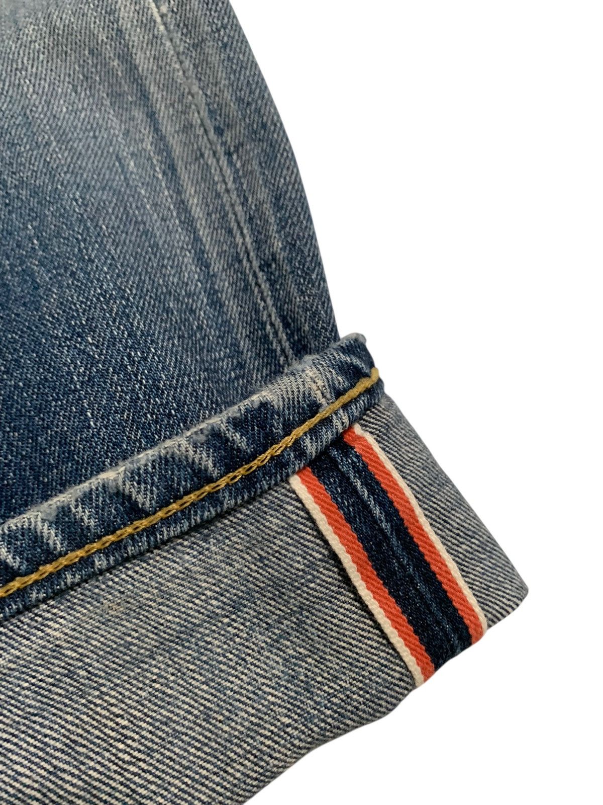 VINTAGE EDWIN 505Z SELVEDGE BUCKLE BACK DISTRESSED DENIM