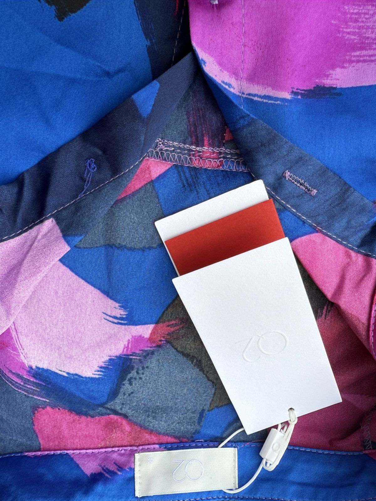 Other Q2 Satin Blouse Button Up Long Sleeve Multi-Color Abstract Size S / US 4 / IT 40 - 7 Thumbnail
