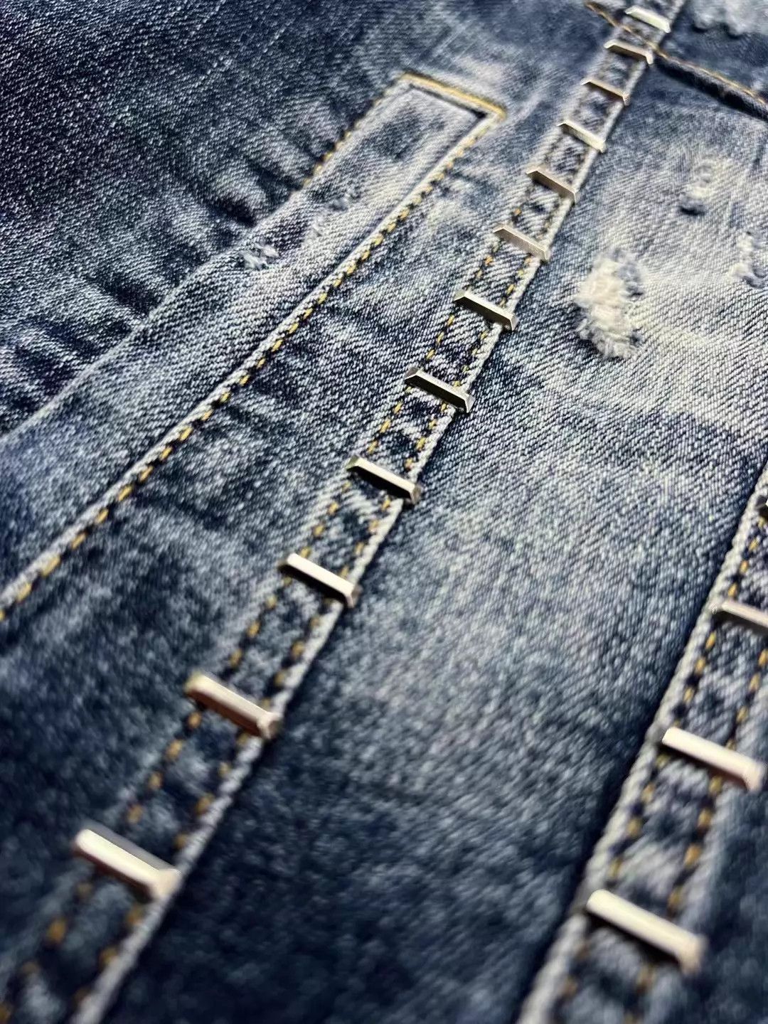 Dsquared2 Dsquared2 DAN JEAN Slim Denim Rips Metal Patches Size US S / EU 44-46 / 1 - 6 Thumbnail