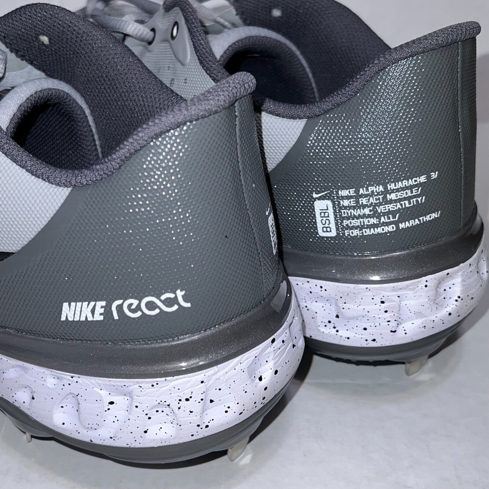 Nike Men's Nike Alpha Huarache Elite 3 Low Baseball Cleats 14 Size US 14 / EU 47 - 13 Thumbnail