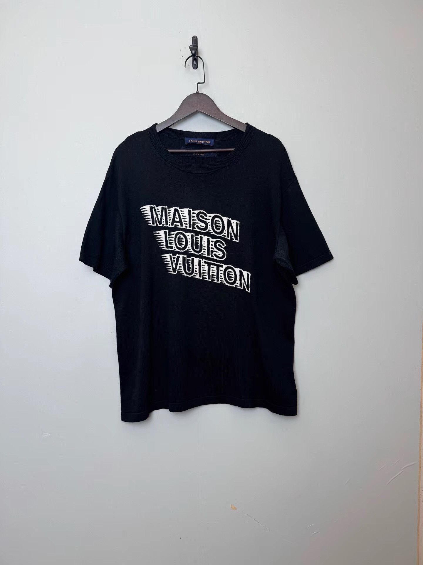 Louis Vuitton Louis Vuitton Black Shadow Letter Jacquard Knit Tee K36 Size US XL / EU 56 / 4 - 1 Thumbnail
