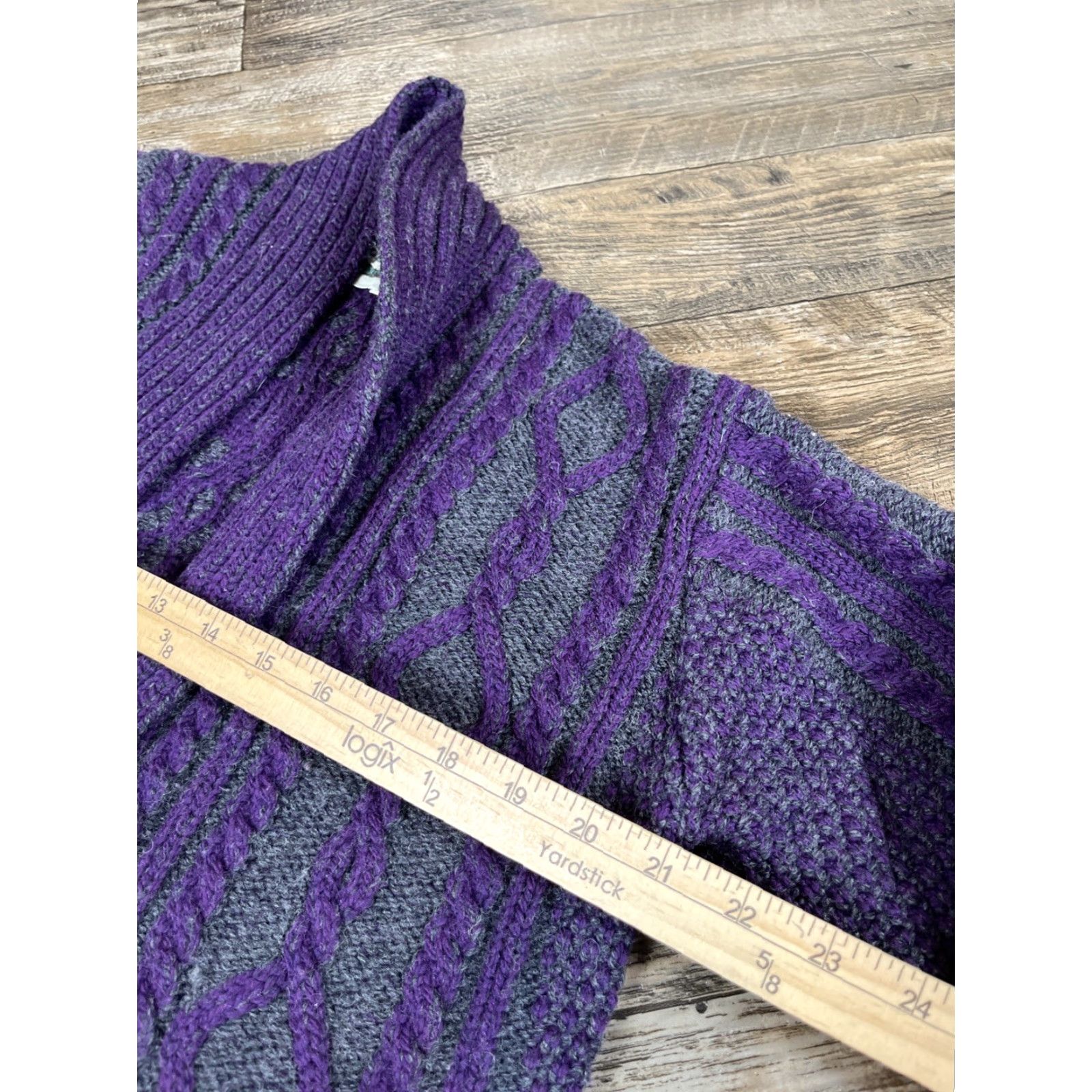 Vintage VINTAGE Aran Crafts Cardigan Womens M Purple Wool Cable-Knit Open Front Cowl Neck Sweater Size M / US 6-8 / IT 42-44 - 4 Thumbnail