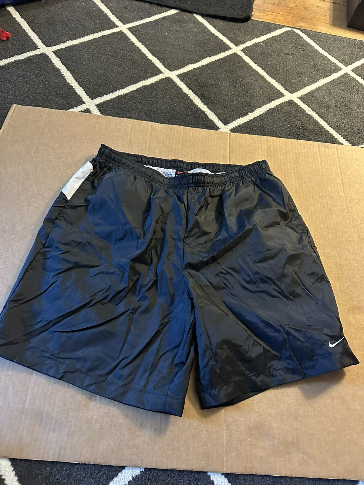 Nike × Vintage Nike vintage swim shorts Size US 34 / EU 50 - 1 Thumbnail