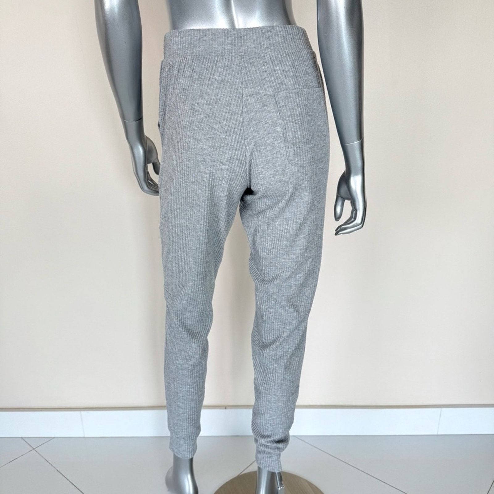 Alo Yoga ALO Yoga women grey sweatpants size S Size 27" / US 4 / IT 40 - 2 Thumbnail