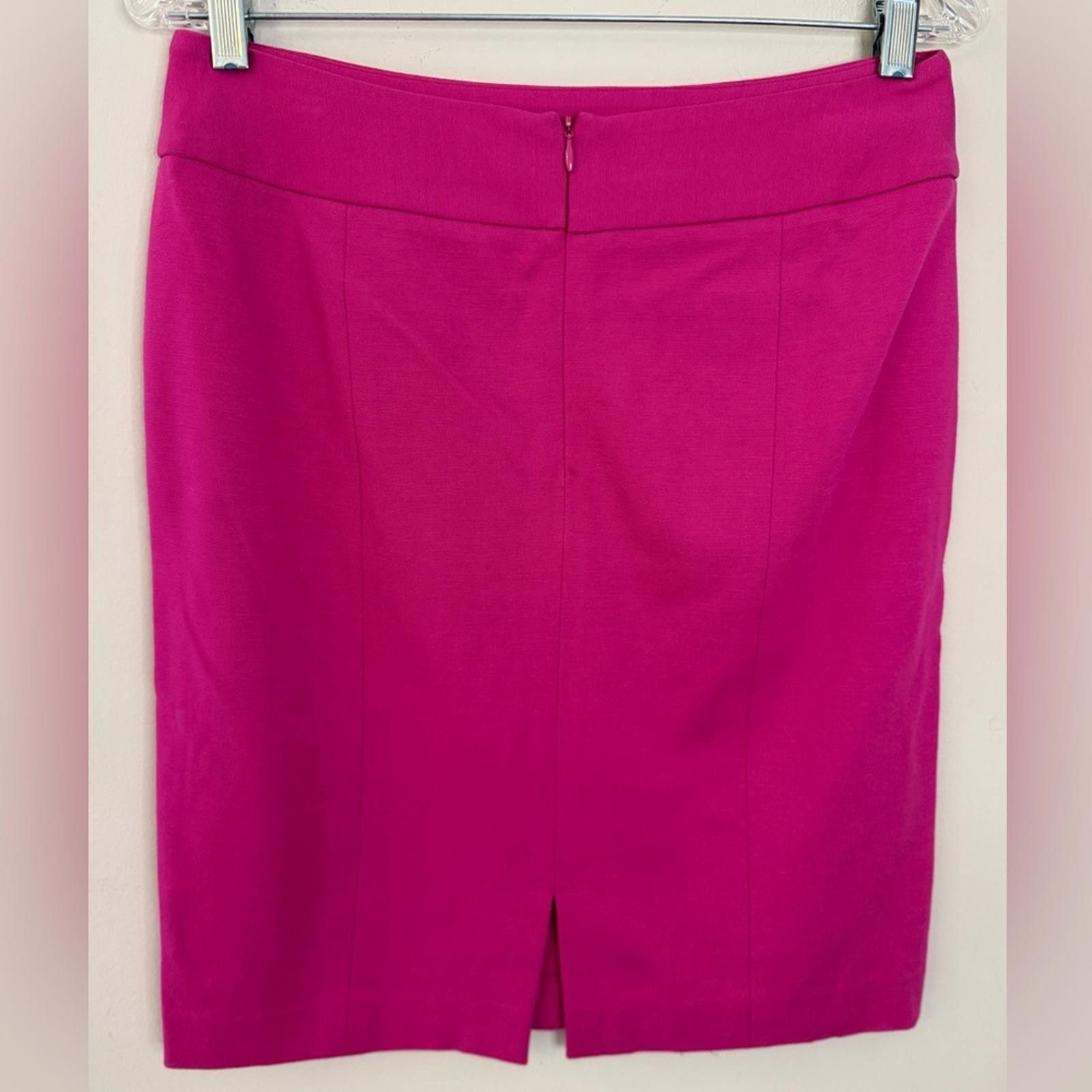 Other J’ Envie hot pink knit mini skirt split hem SZ 4 Size 27" / US 4 / IT 40 - 2 Thumbnail