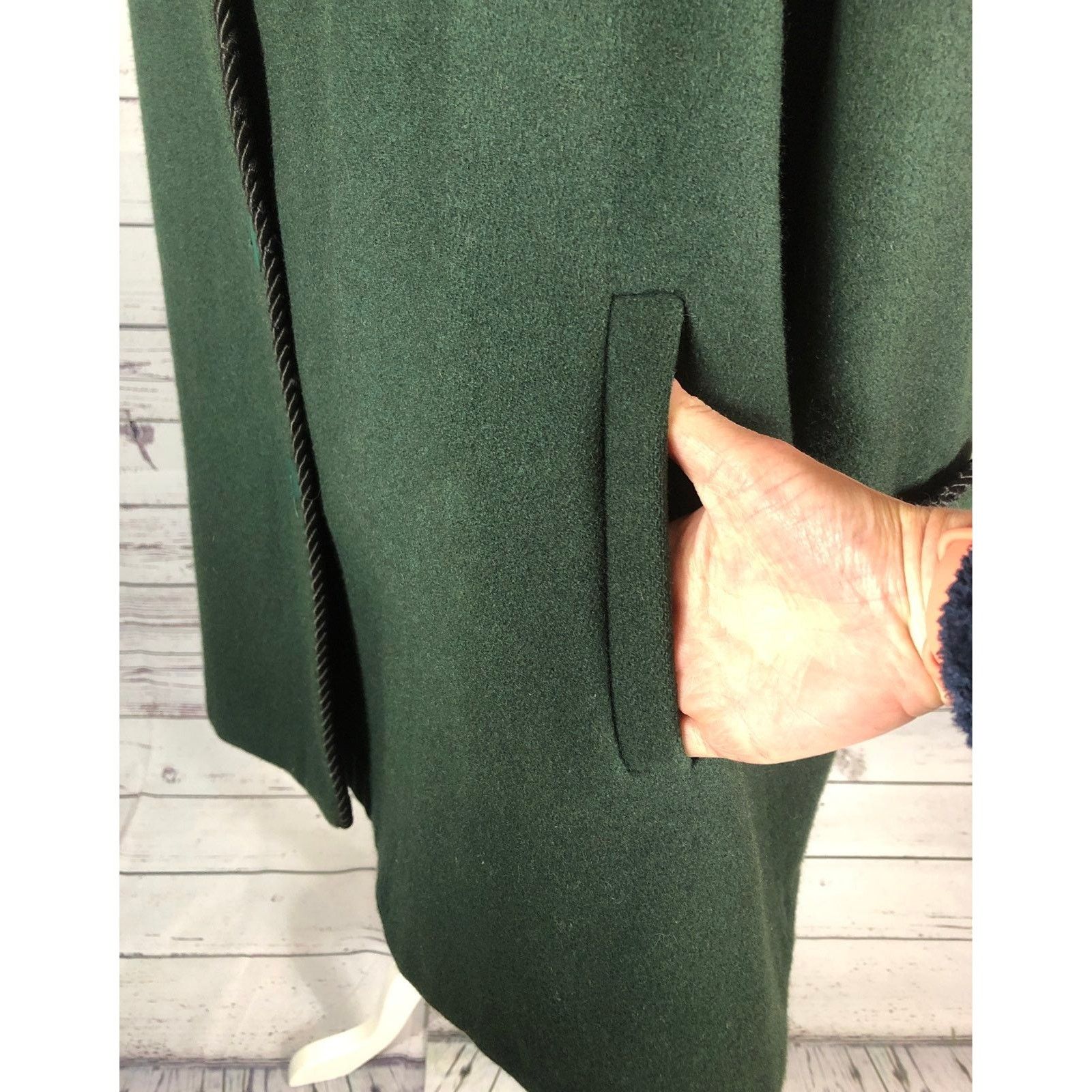 Vintage VINTAGE MDP Mario De Pinto green wool V neck coat black trim Size XXL / US 16-18 / IT 52-54 - 10 Thumbnail
