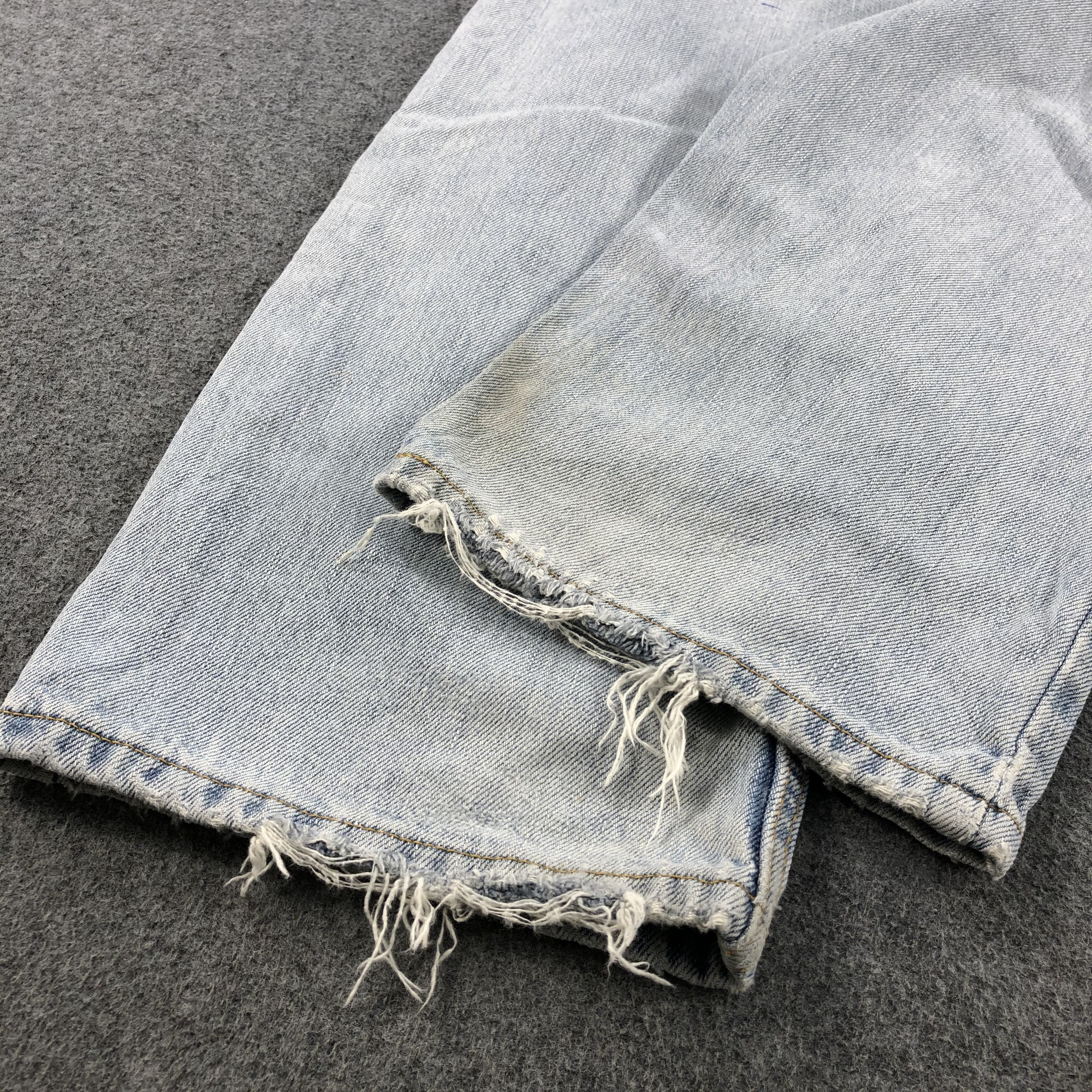 Levi's × Vintage Vintage Light Wash Levis 505 Jeans-JM1751 Size US 38 / EU 54 - 6 Thumbnail
