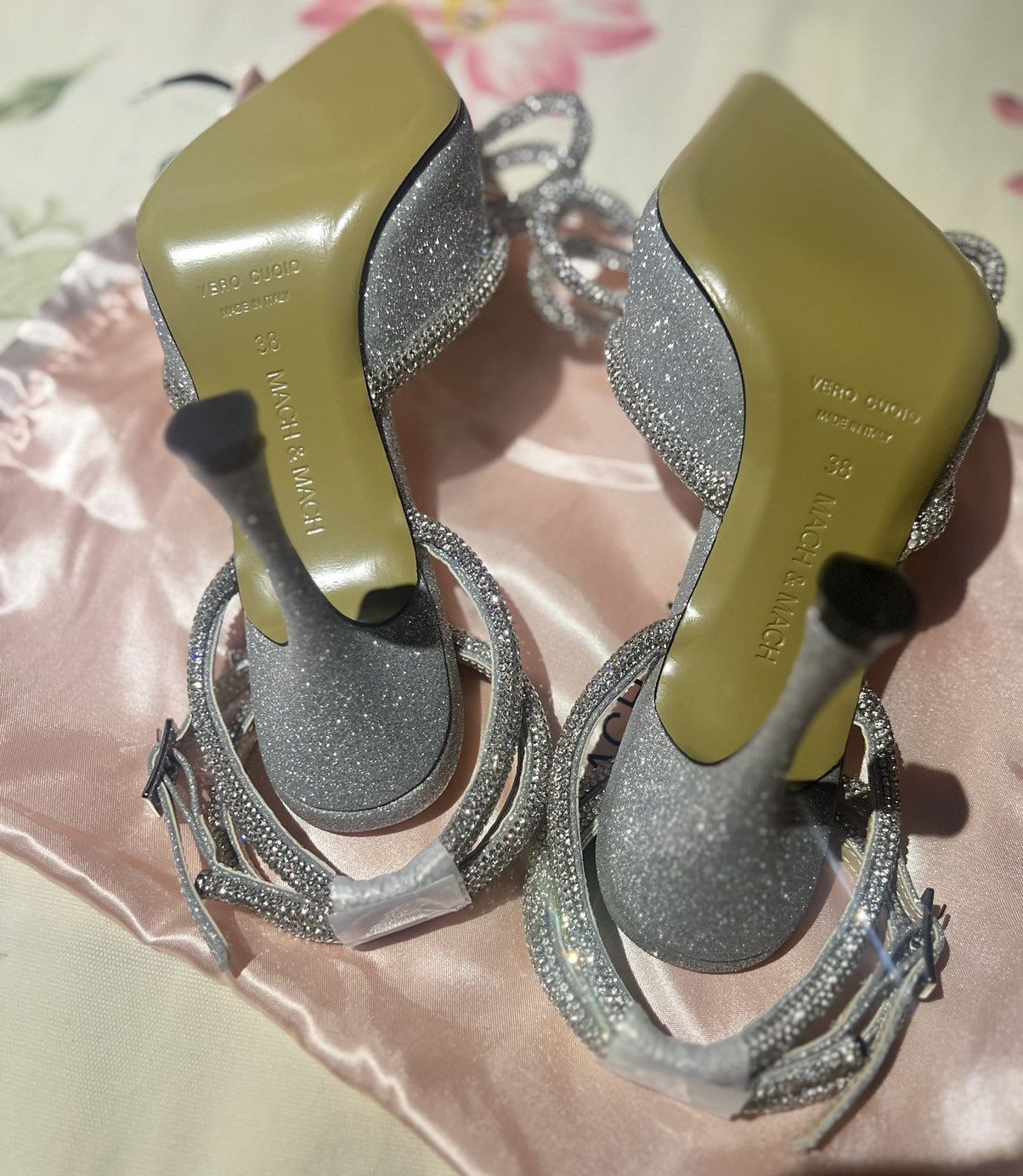 MACH & MACH Iconic Silver Bow Glitter heels Size US 8 / IT 38 - 5 Thumbnail