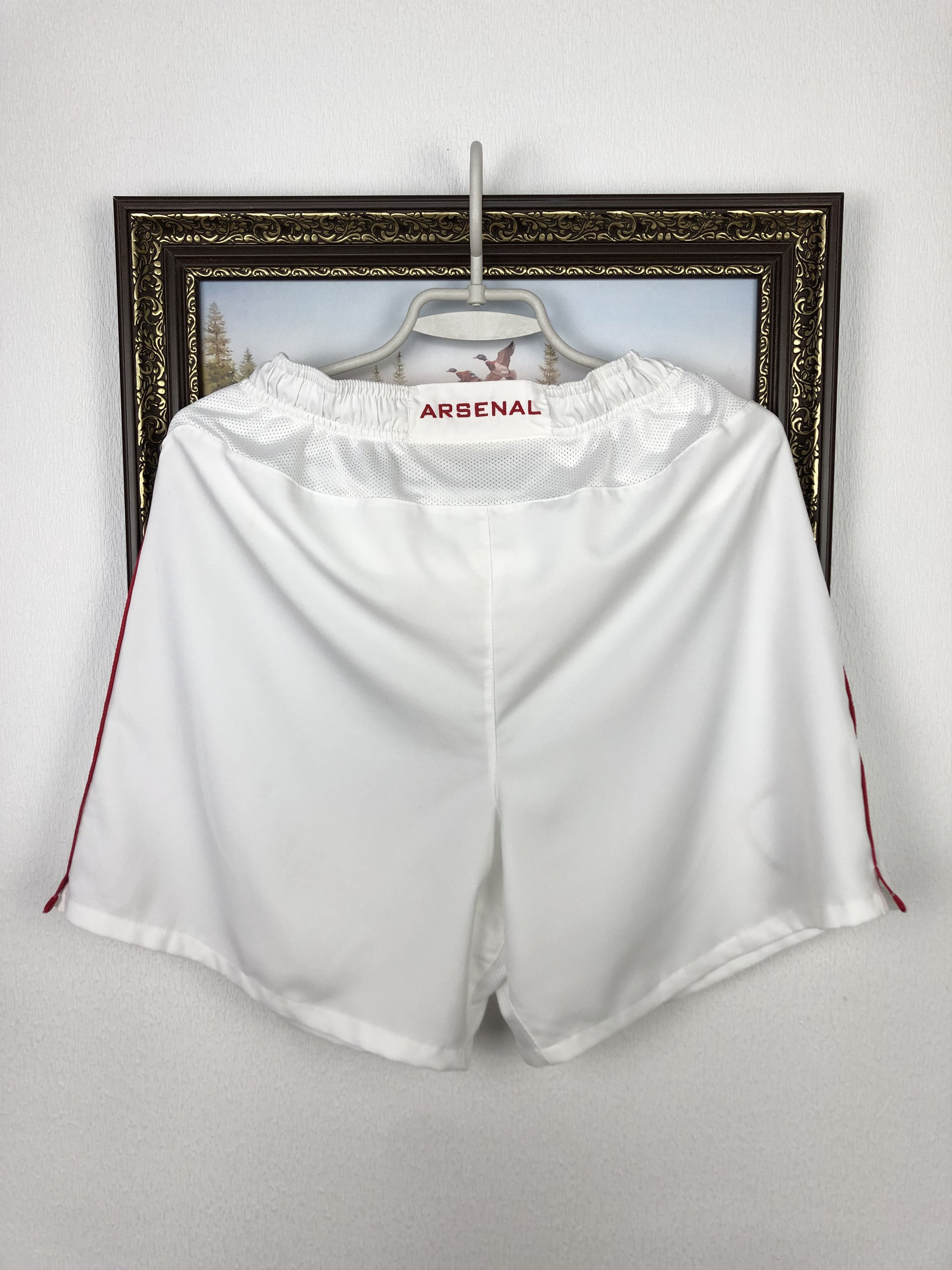 Nike Nike Arsenal Football Shorts Soccer Track White Gunners S Size US 30 / EU 46 - 12 Thumbnail
