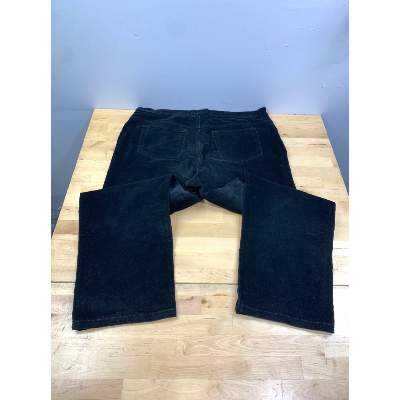 Gloria Vanderbilt Gloria Vanderbilt Pants Womens 14 Black Corduroy Chino Straight 10441 Casual Size 36" / US 14 / IT 50 - 8 Thumbnail