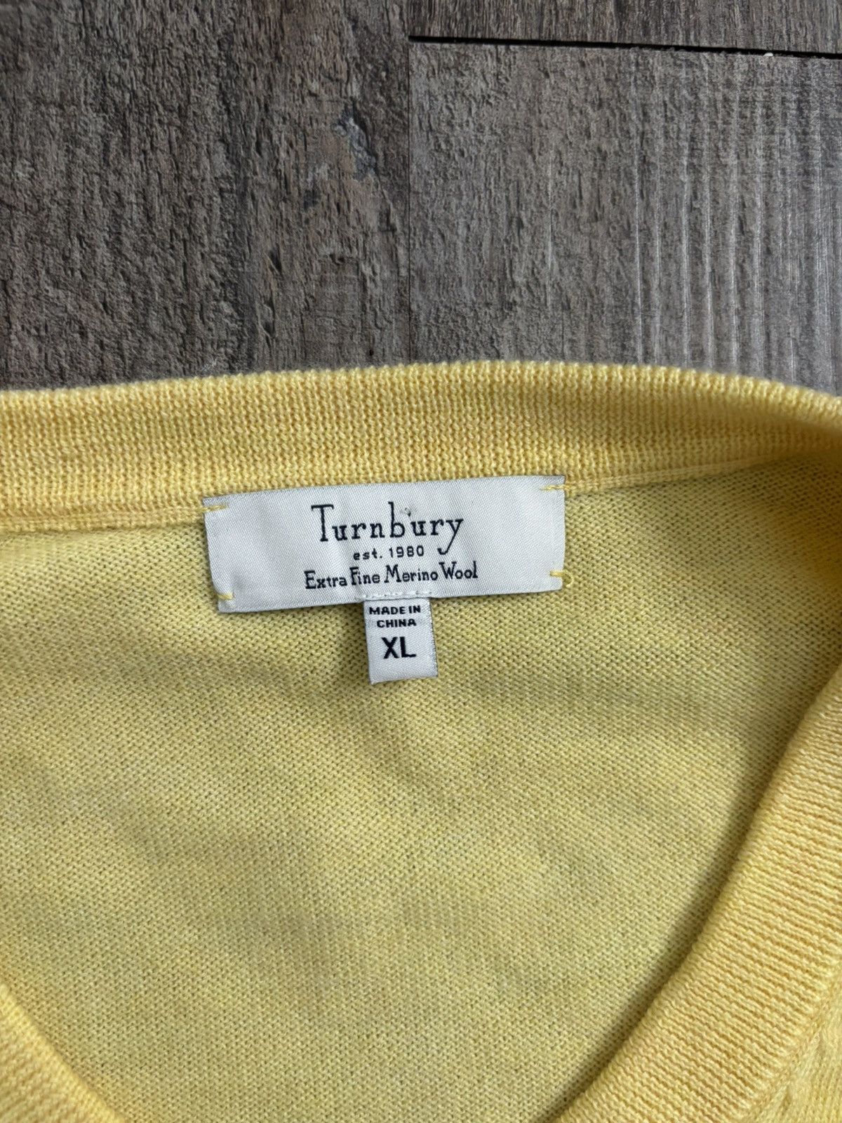 Turnbury Turnbury Extra Fine Merino Wool V-Neck Sweater Size US XL / EU 56 / 4 - 2 Thumbnail