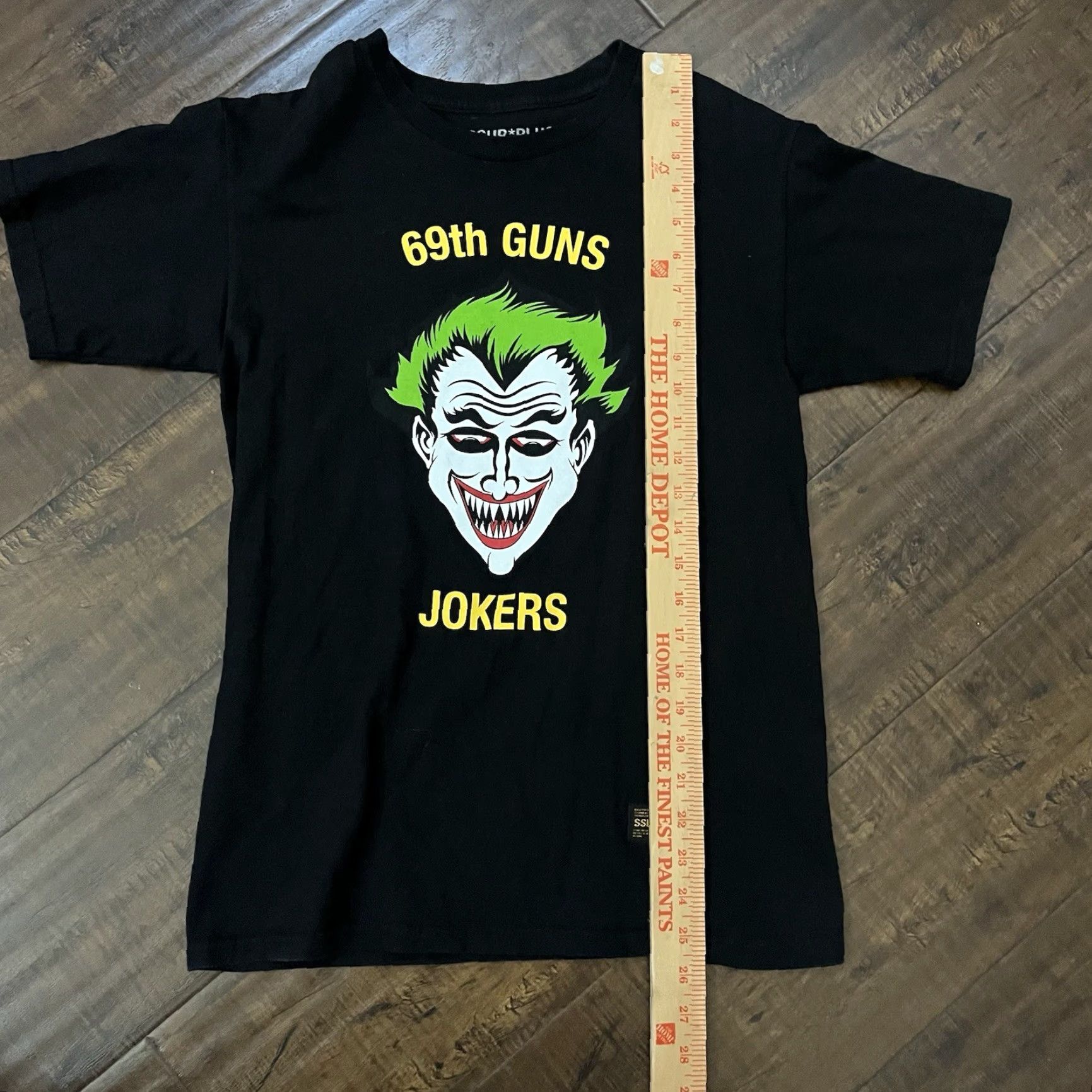 Vintage SSUR Plus 69th Guns Joker Black T-Shirt Mens Small Streetwear Batman DC Comics Shirt S Mens White Comics 90s Theme Size US S / EU 44-46 / 1 - 6 Thumbnail