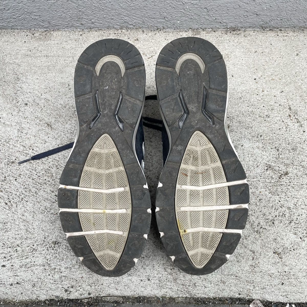 Junya Watanabe × New Balance Junya Watanabe New Balance 990v5 Sneaker Shoes Navy Size US 8.5 / EU 41-42 - 15 Thumbnail