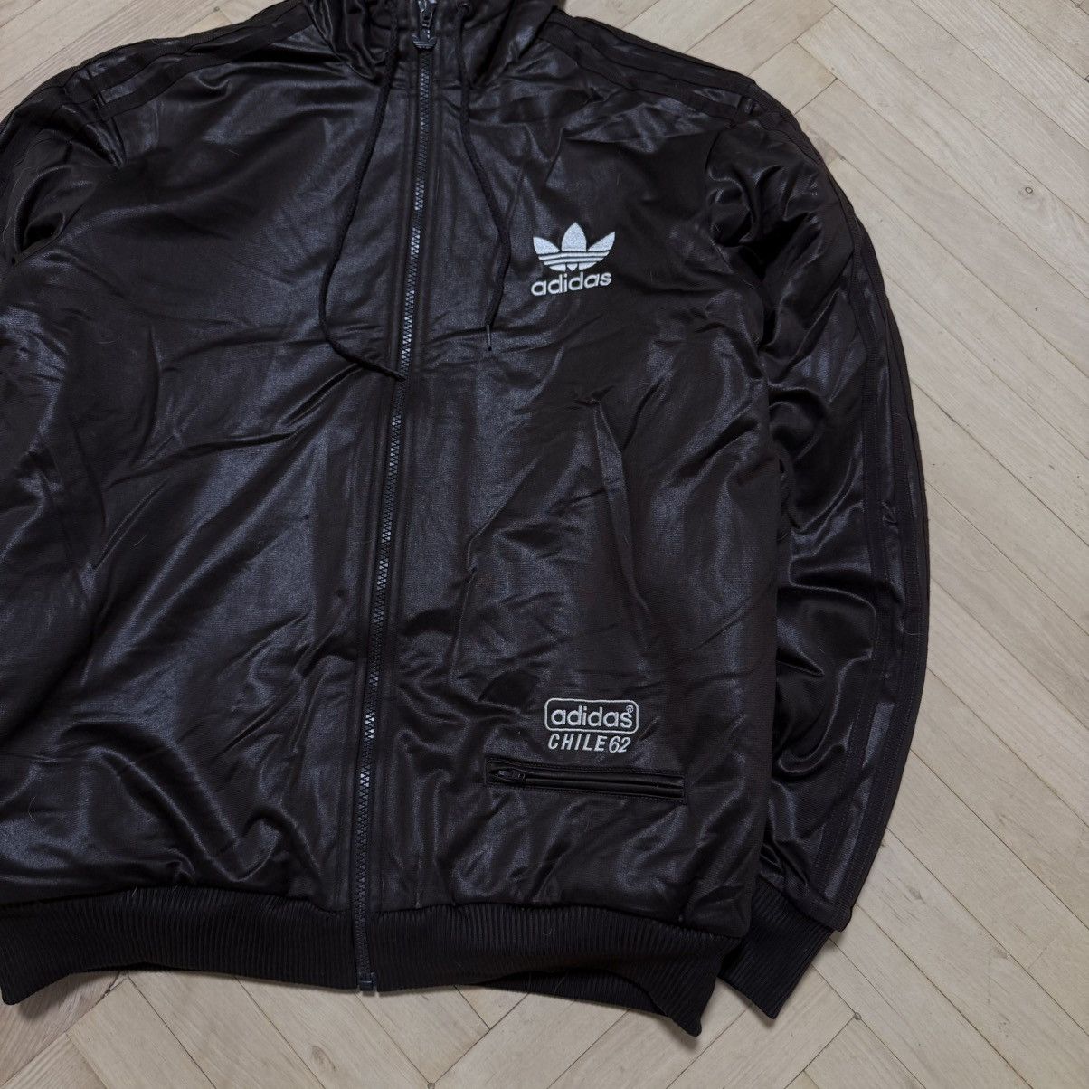 Adidas Vintage Adidas Chile 62 Fur Winter Avant Garde Track Jacket Size US M / EU 48-50 / 2 - 2 Thumbnail