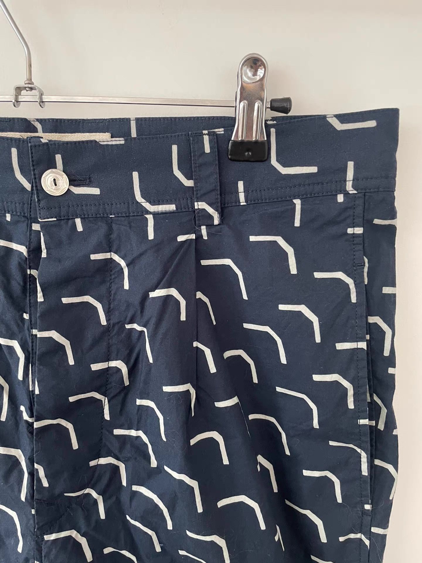 Marni Marni Men's Printed Shorts Ｑ21 Size US 34 / EU 50 - 4 Thumbnail