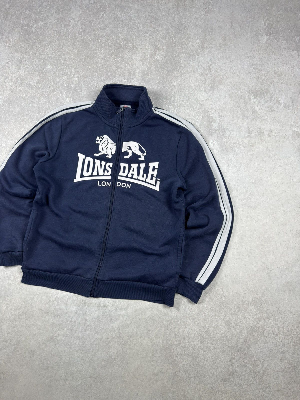 Lonsdale Vintage Lonsdale London 00s Zip Sweatshirt Big Logo Size US S / EU 44-46 / 1 - 3 Thumbnail