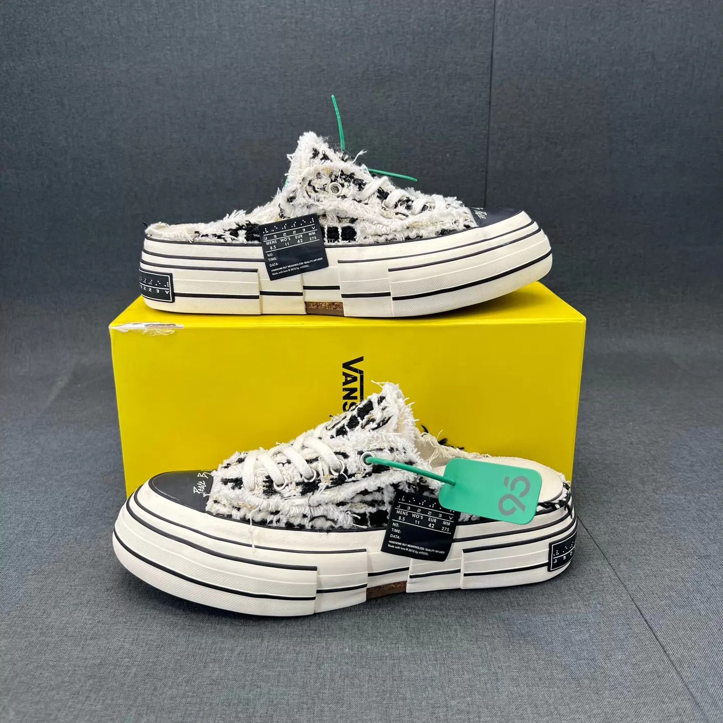 Other Vanness Wu Tassel Slip-On 42 Black & White LN 2-3 Worn Size US 9 / EU 42 - 2 Thumbnail