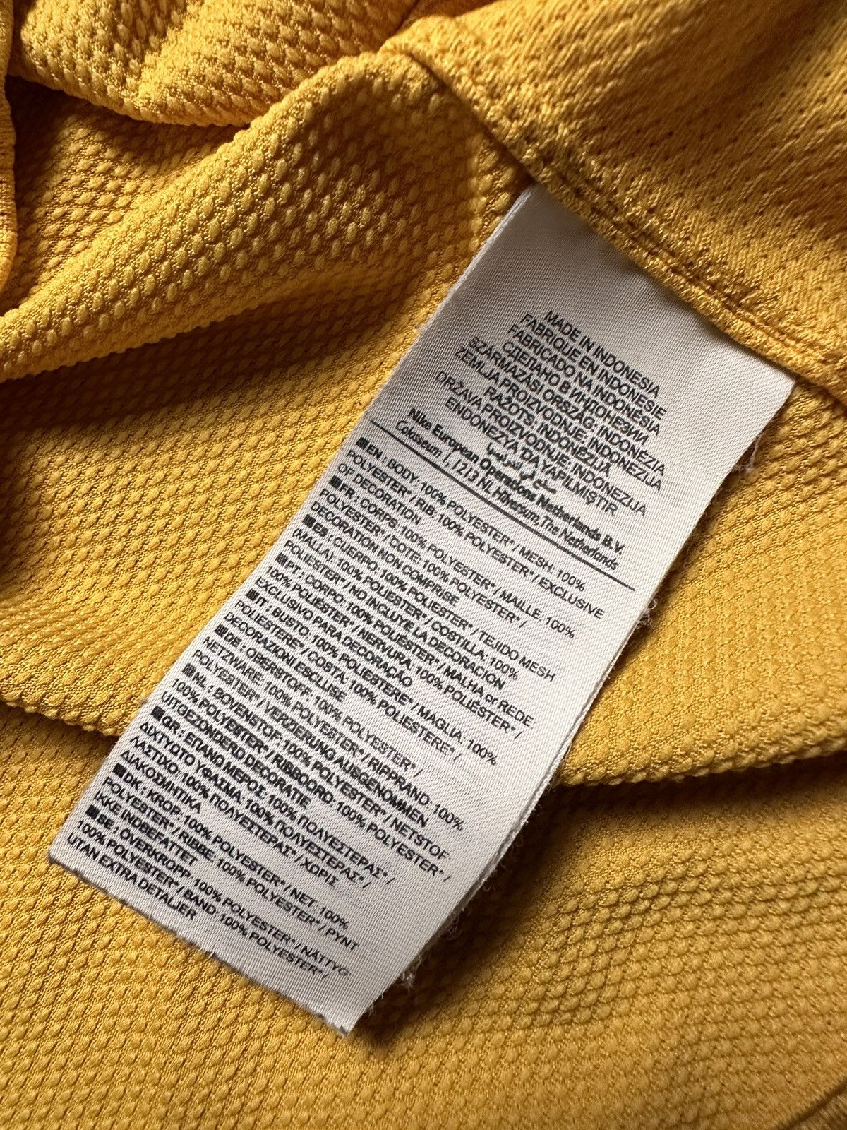 Nike × Vintage Vintage Australia soccer jersey Nike logo size M Size US M / EU 48-50 / 2 - 6 Thumbnail