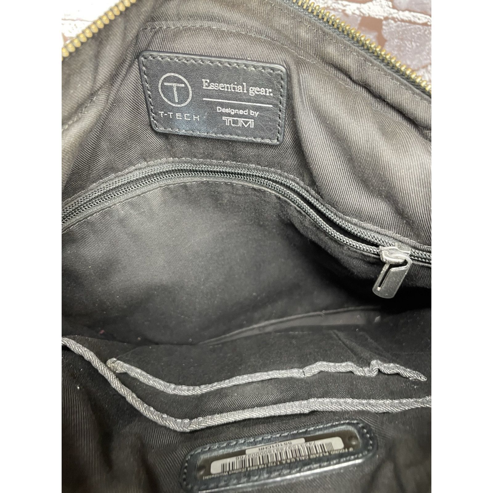 Tumi TUMI T Tech Black Leather Accents Men Messenger Bag Crossbod Size ONE SIZE - 13 Thumbnail