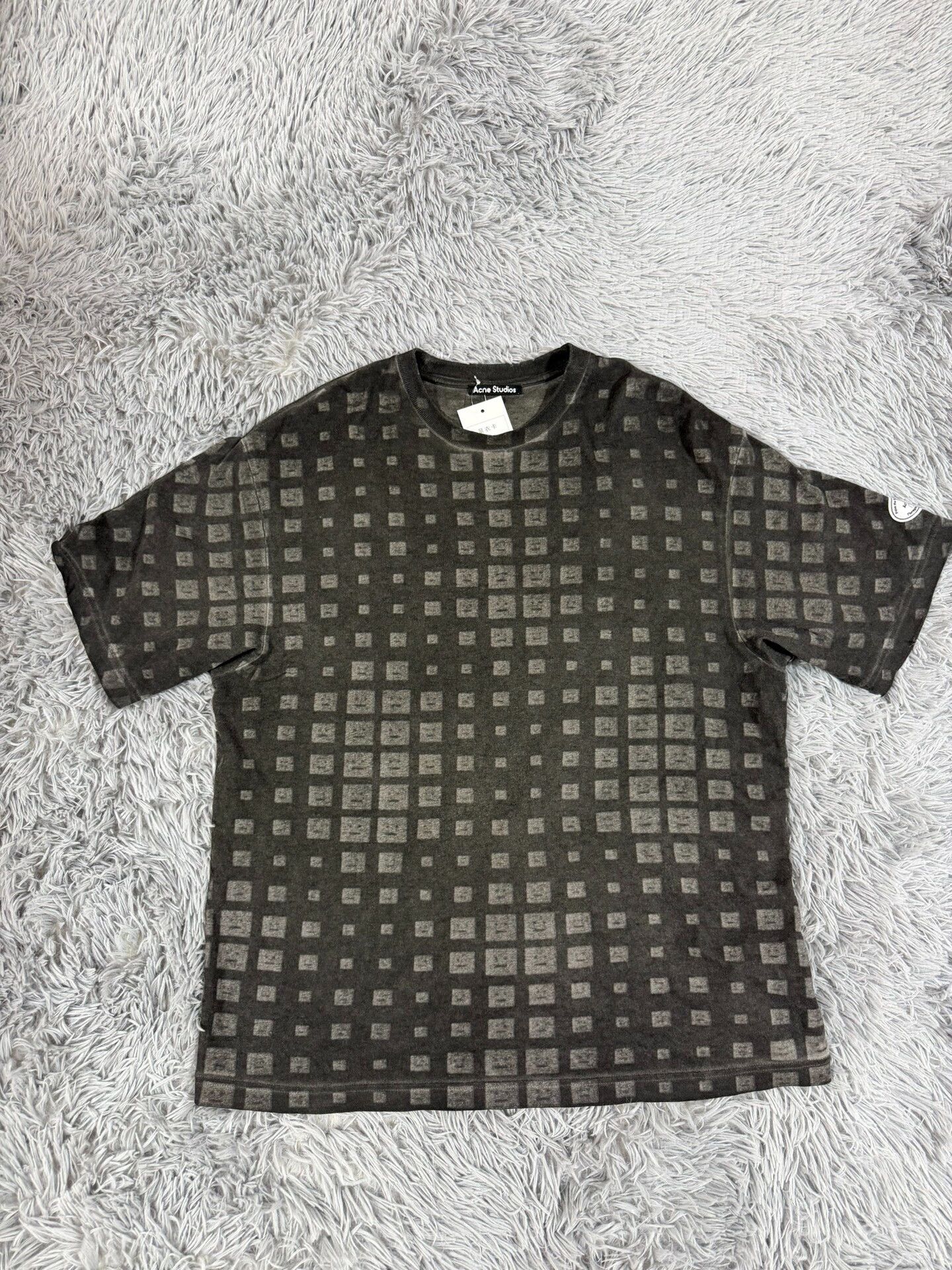 Acne Studios Acne Studios Black T-Shirt M Women Size M / US 6-8 / IT 42-44 - 1 Thumbnail