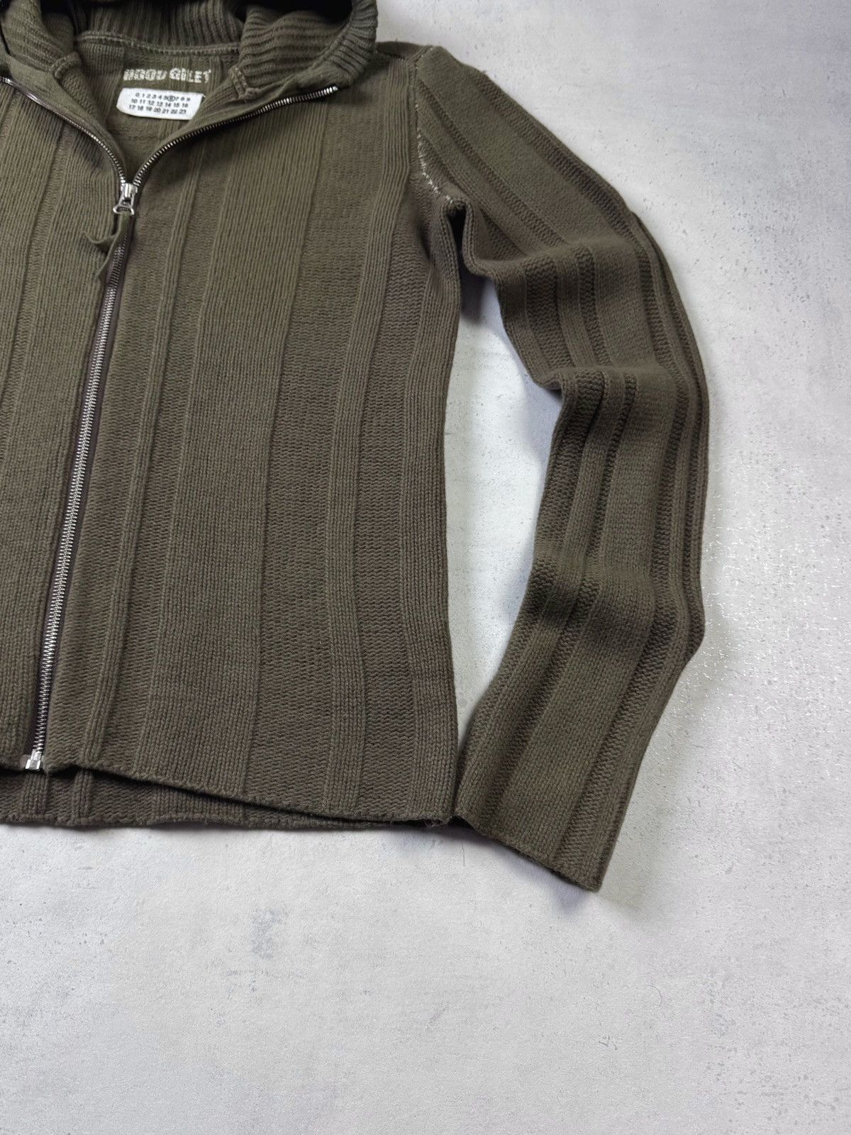 Maison Margiela Vintage 2004 Maison Margiela Hood Gilet Size US L / EU 52-54 / 3 - 4 Thumbnail