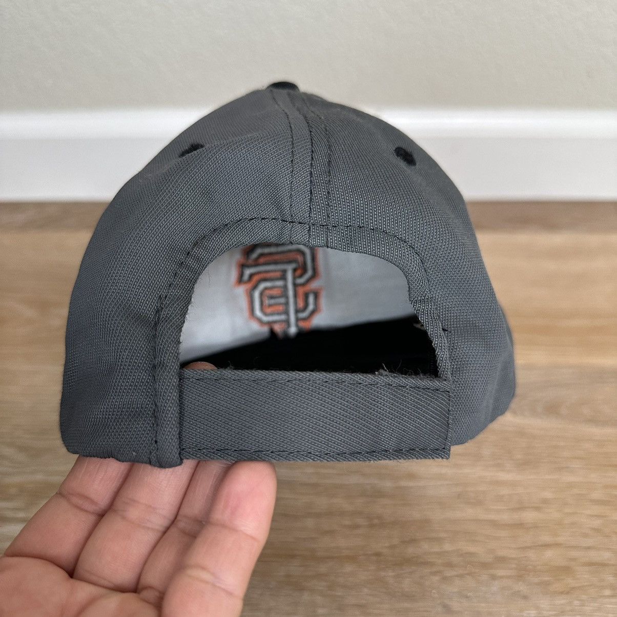 Other NWOT San Francisco Giants Adjustable Strapback Cap Hat Size ONE SIZE - 9 Thumbnail