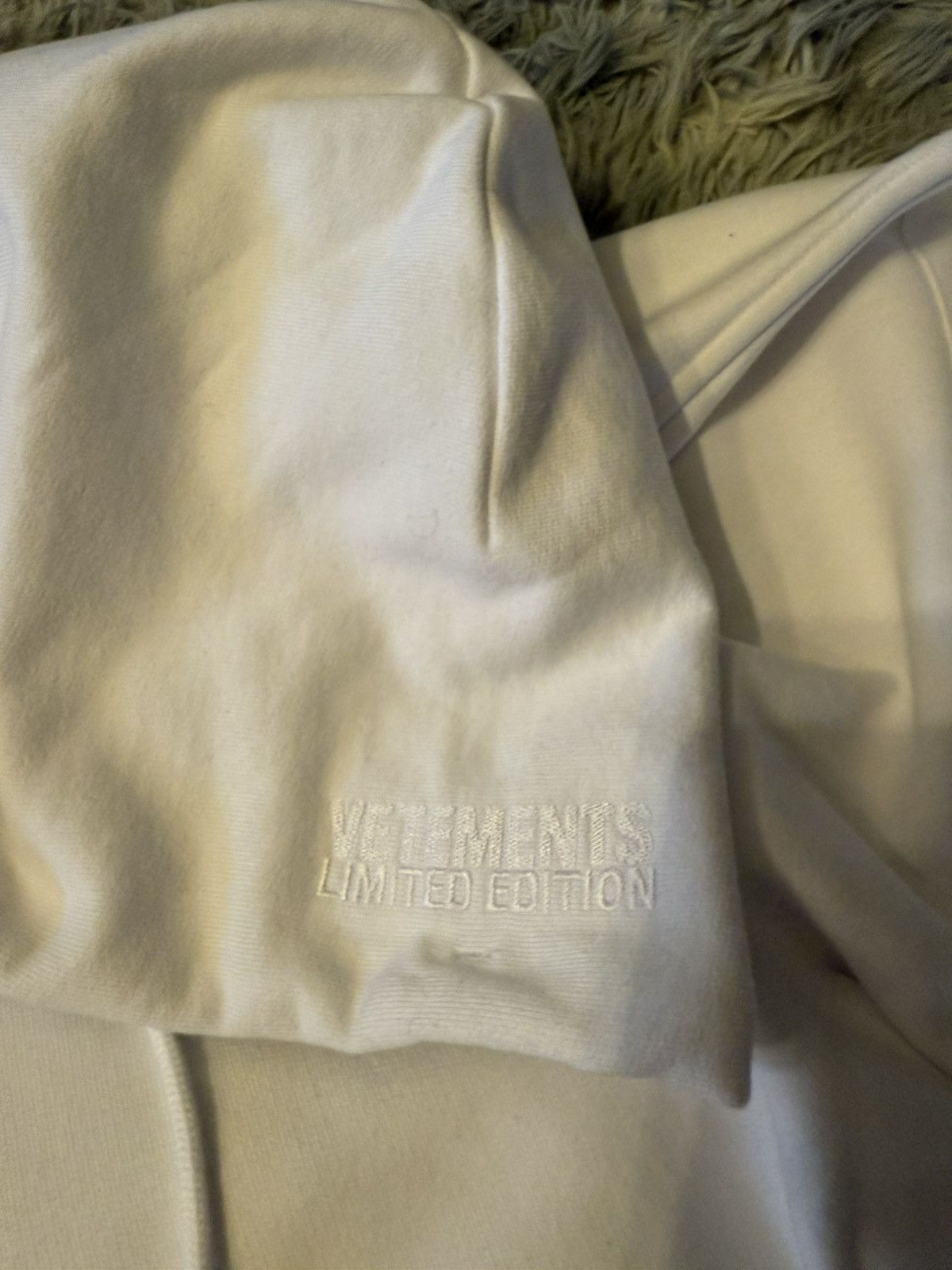 Vetements FW22 mixed logo hoodie Size US M / EU 48-50 / 2 - 5 Thumbnail