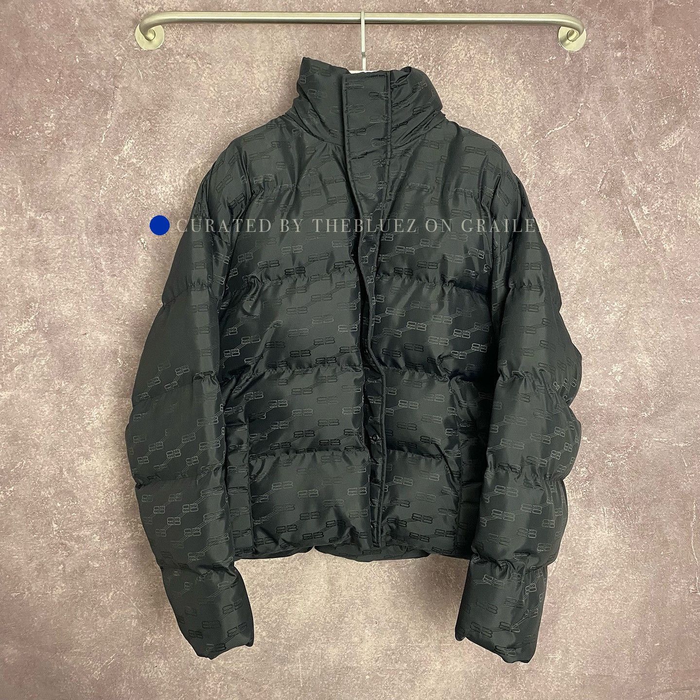 Balenciaga Stylish All-Over Logo Puffer Jacket Size US S / EU 44-46 / 1 - 1 Thumbnail