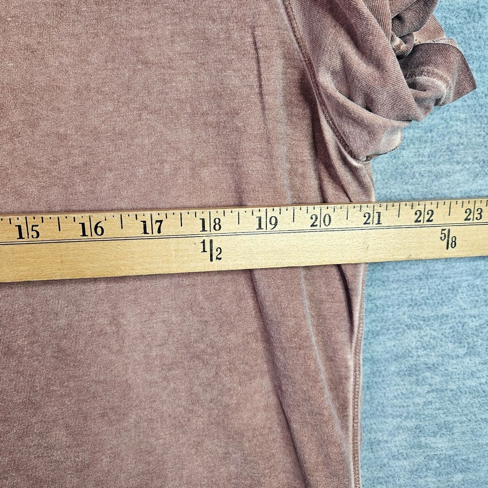 Lululemon Lululemon Men's Brown Faded Crewneck Tee Size L Casual Gym Workout Short Sleeve Shirt Regular Fit Size US L / EU 52-54 / 3 - 3 Thumbnail