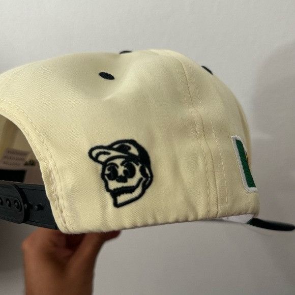 Designer NEW ROOSTER MEXICO OFF-WHITE FLAT BILL SNAPBACK Size ONE SIZE - 7 Thumbnail