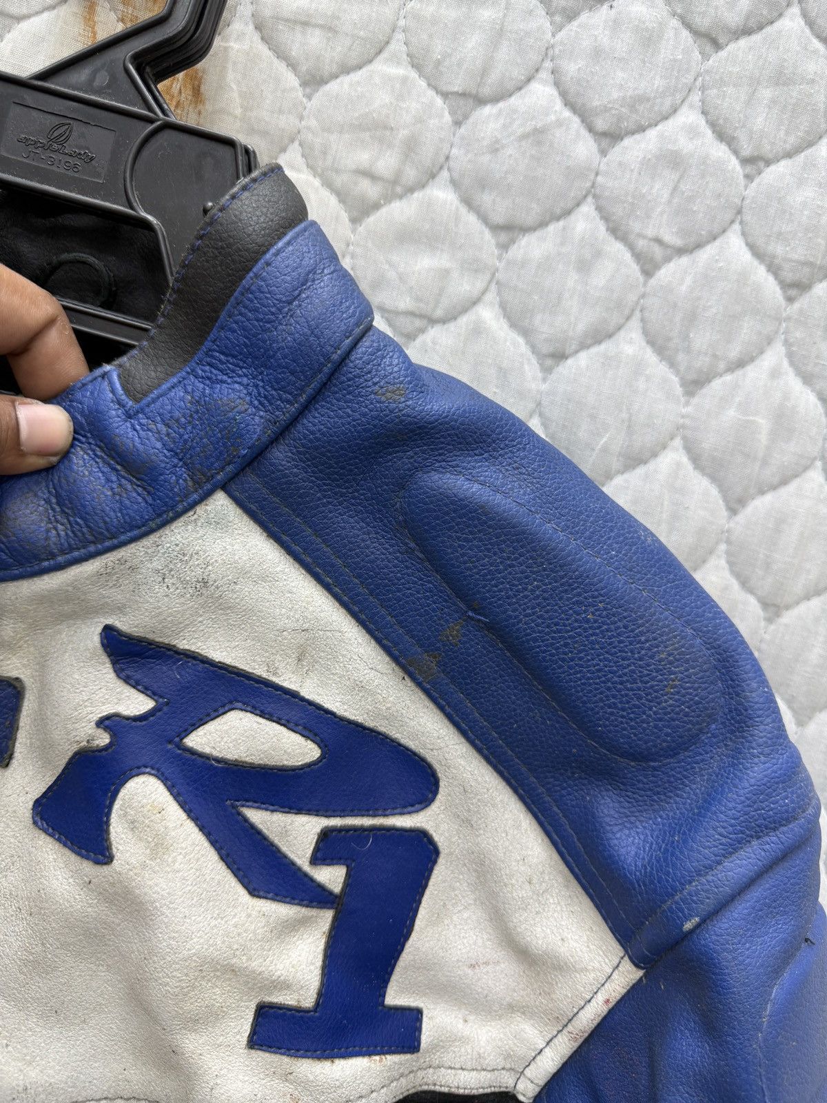 Yamaha 🔥🔥🔥ARCHIVE YAMAHA R1 RIDER LEATHER JACKET Size US XL / EU 56 / 4 - 7 Thumbnail