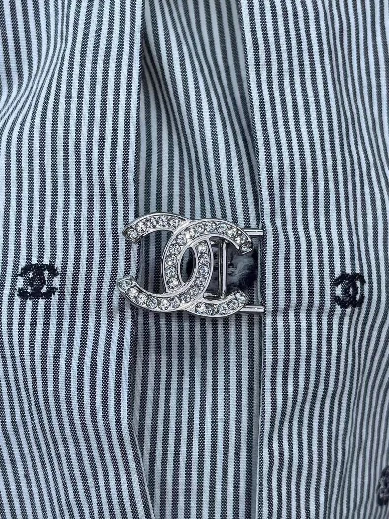 Chanel Chanel Double C-button shirt full of dots LOGO 2504-Nextarr Size XXS / US 00 / IT 34 - 3 Thumbnail