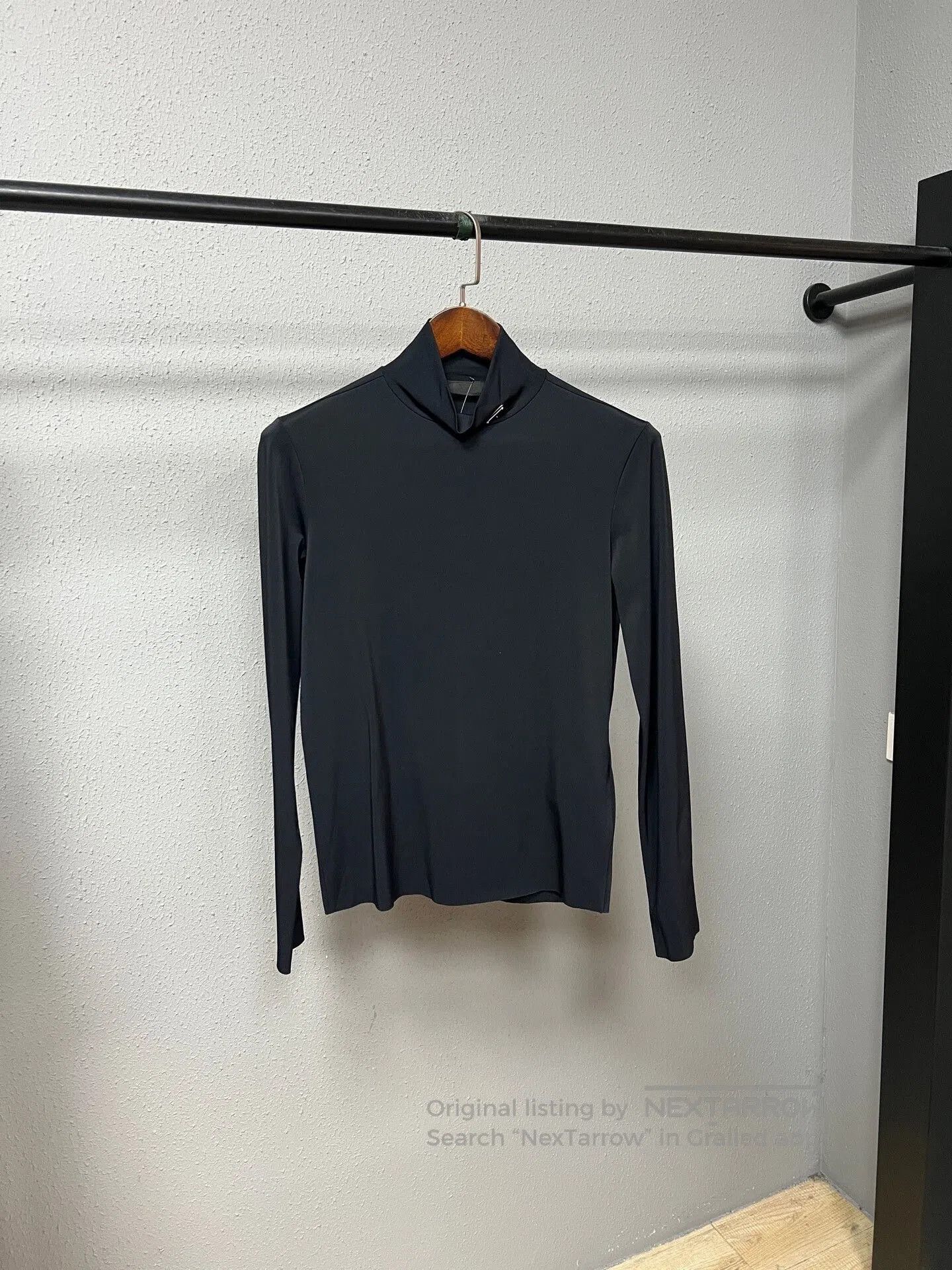 Prada prada black triangle logo bodysuit. Size XS / US 0-2 / IT 36-38 - 1 Thumbnail