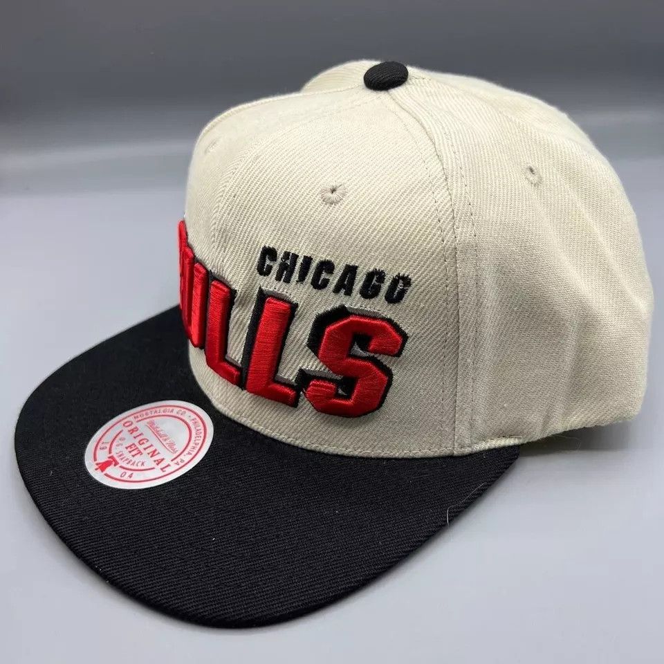 Mitchell & Ness Chicago Bulls Hat Men NBA Draft 1996 Shadow Snap Back Cap Size ONE SIZE - 3 Thumbnail