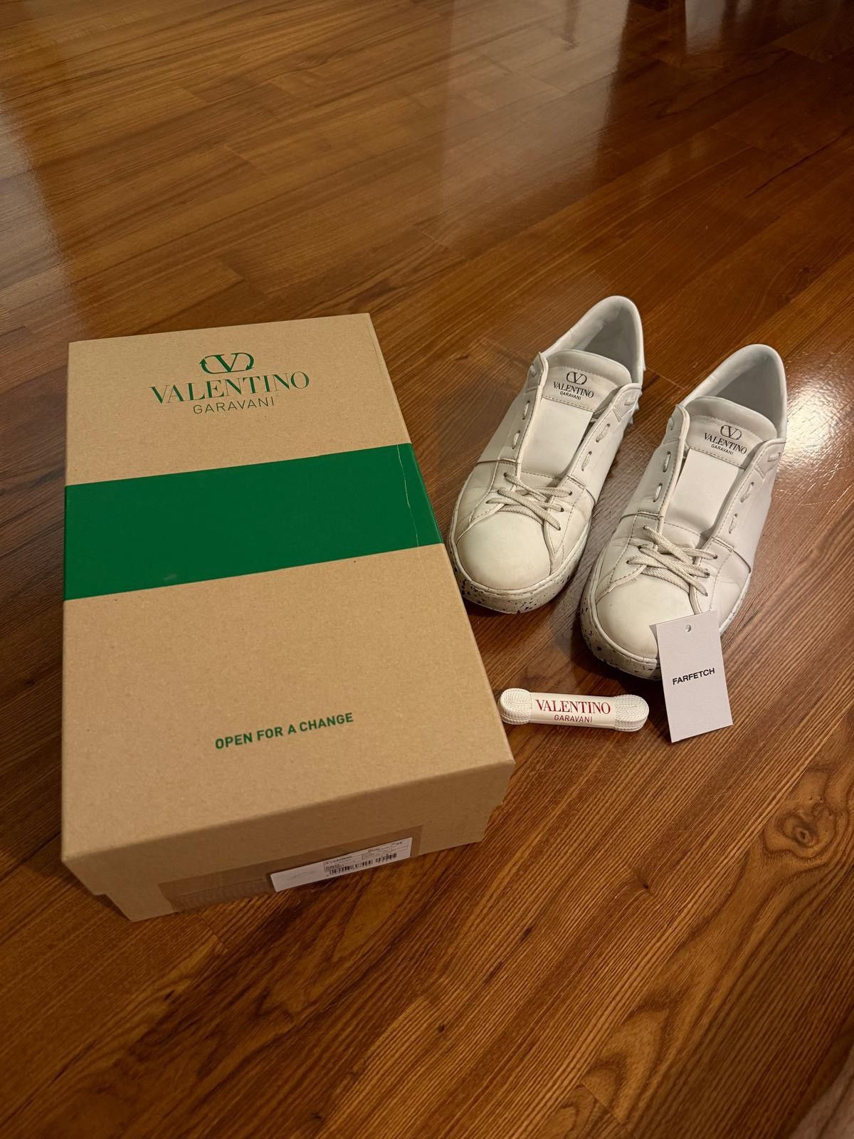 Valentino Valentino Garavani Rockstar sneaker Size US 9 / EU 42 - 1 Thumbnail