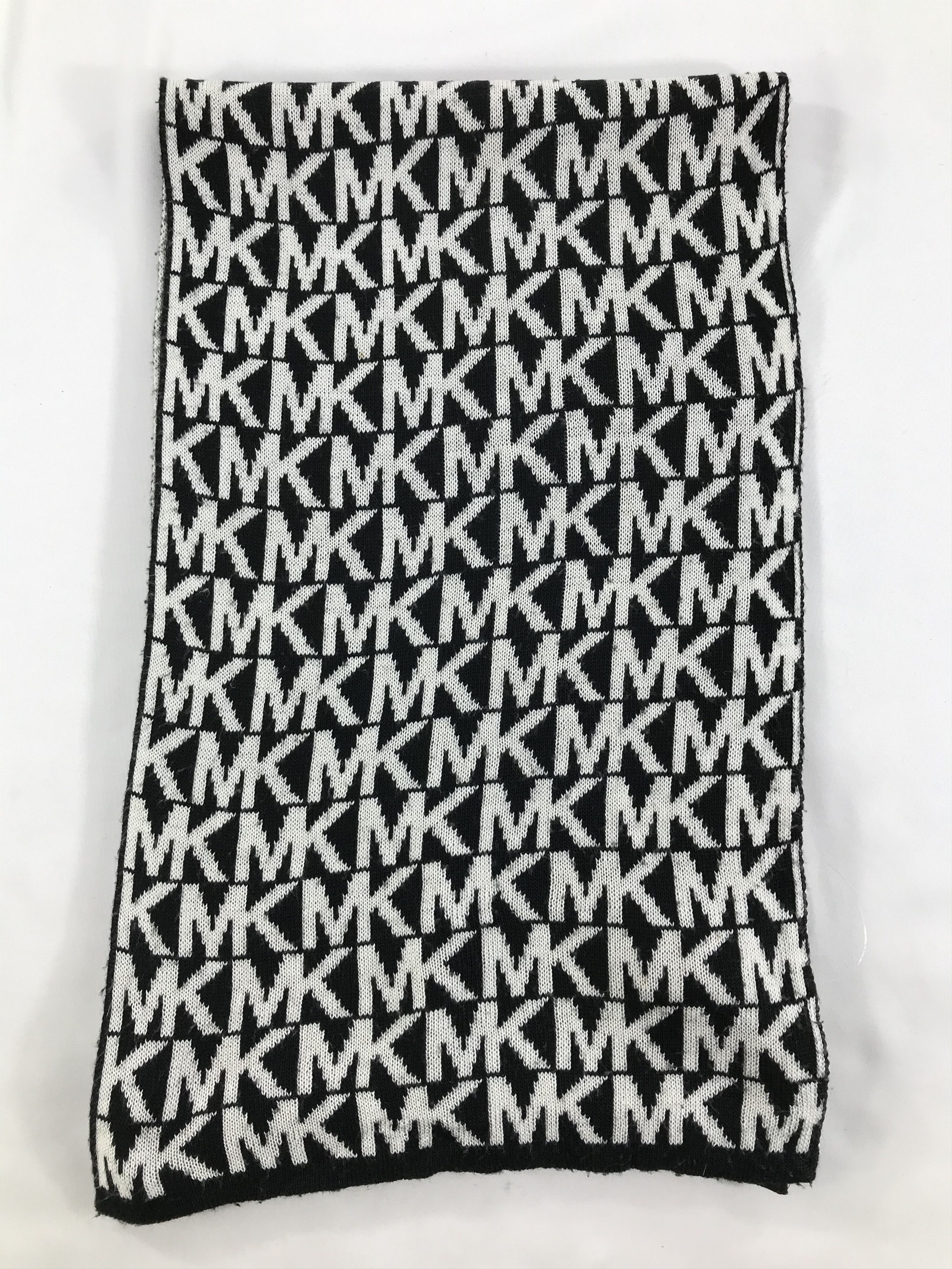 Michael Kors Vintage Michael Kors Scarf/Muffler/Neckwear MF1346 Size ONE SIZE - 2 Thumbnail