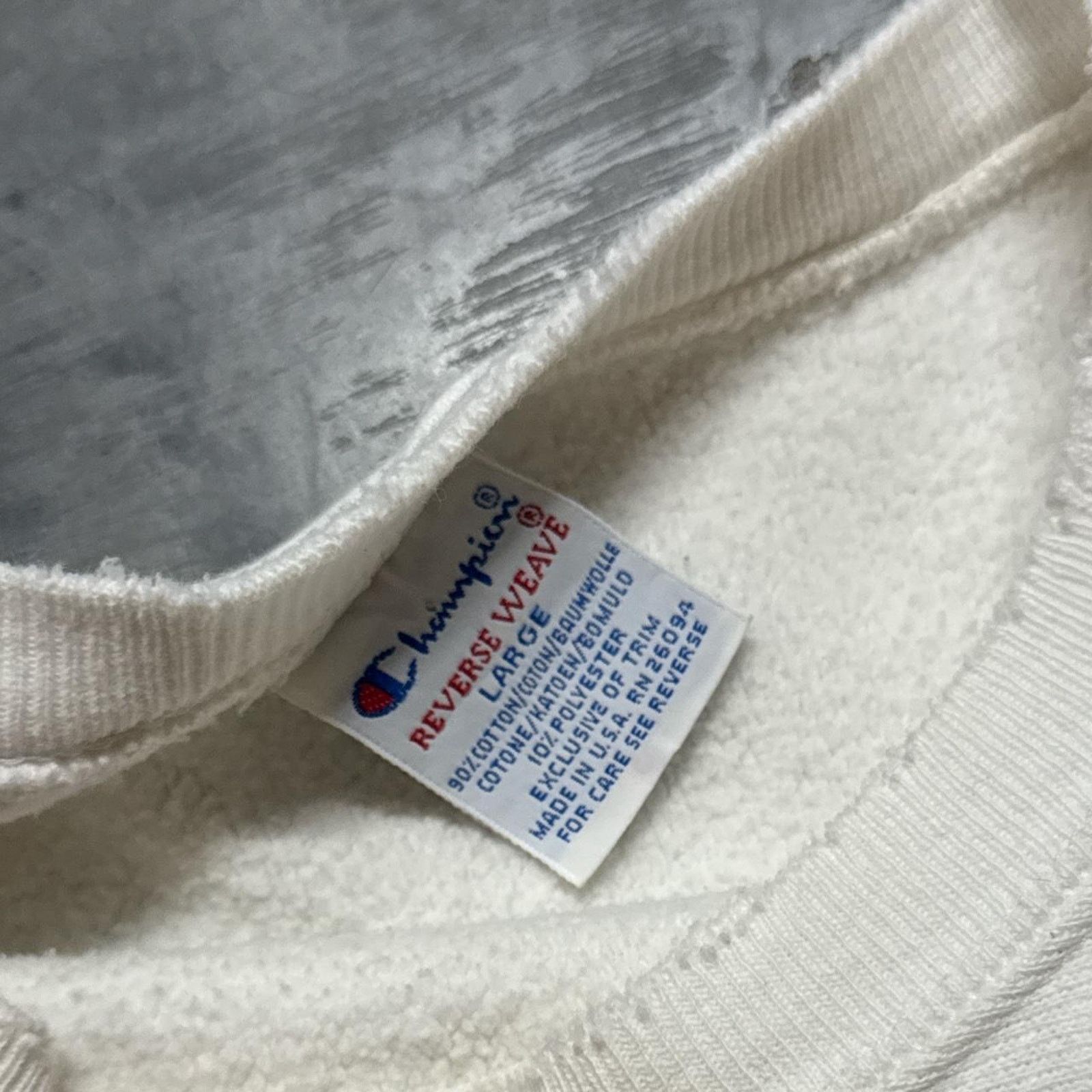 Champion × Vintage Champion Reverse Weave Vintage 90s Distressed Thrashed Size US L / EU 52-54 / 3 - 6 Thumbnail