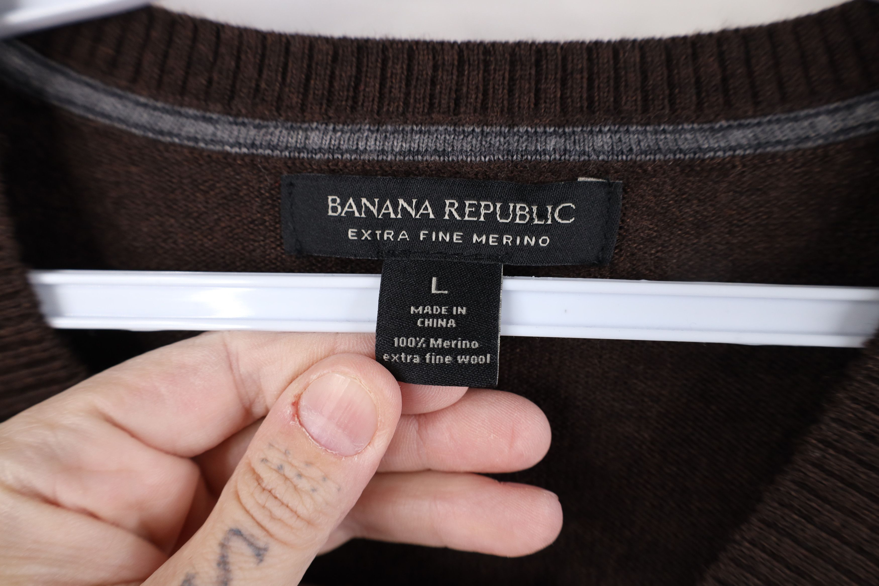 Banana Republic Banana Republic Lightweight Fine Merino Wool Knit Sweater Size US L / EU 52-54 / 3 - 4 Thumbnail