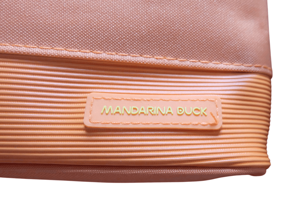 Mandarina Duck Mandarina Duck x Thai Airways Amenity Kit Bag Size ONE SIZE - 2 Thumbnail