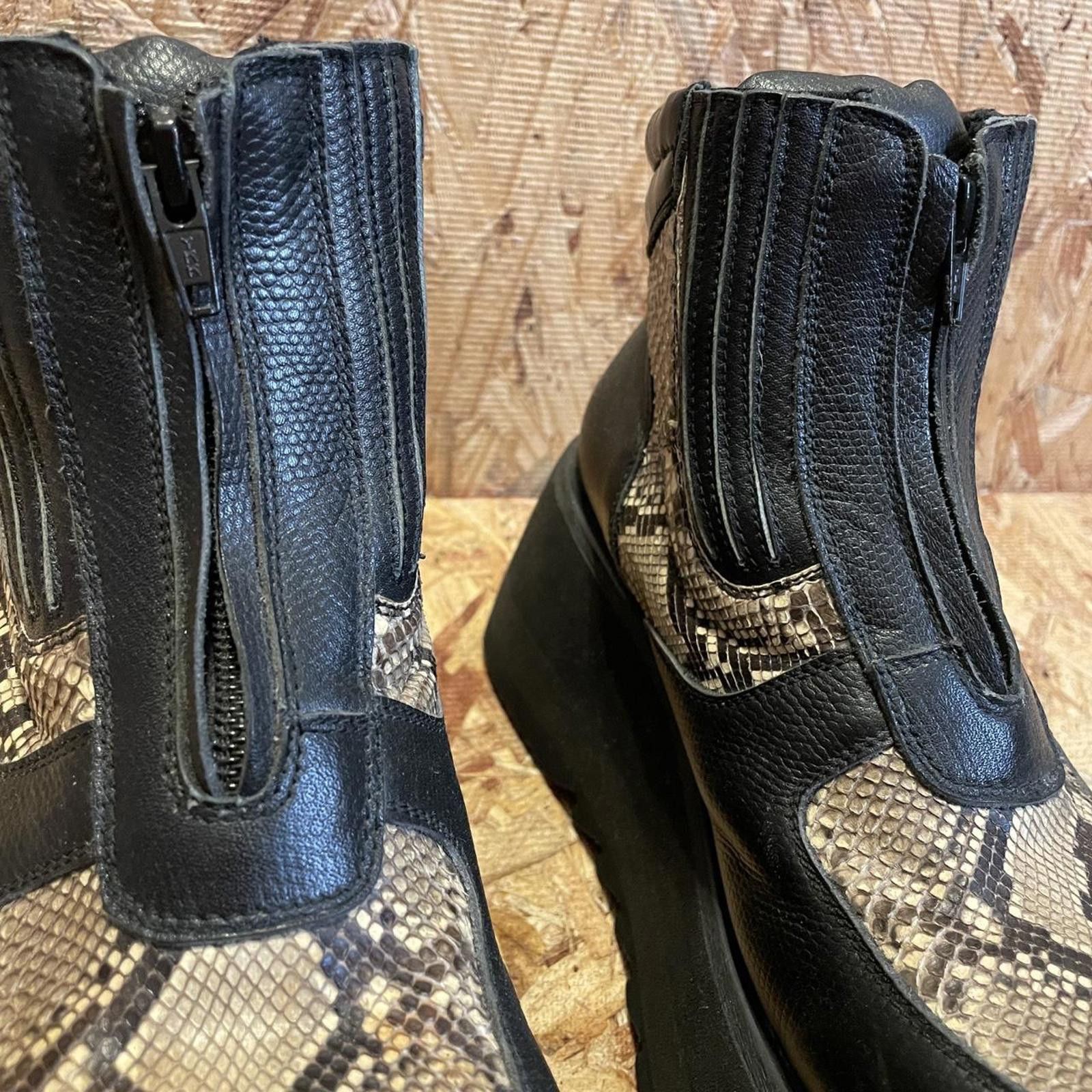 Other [90s Japanese] • : Vintage snake skin gothic platform boots Size US 6.5 / IT 36.5 - 4 Thumbnail