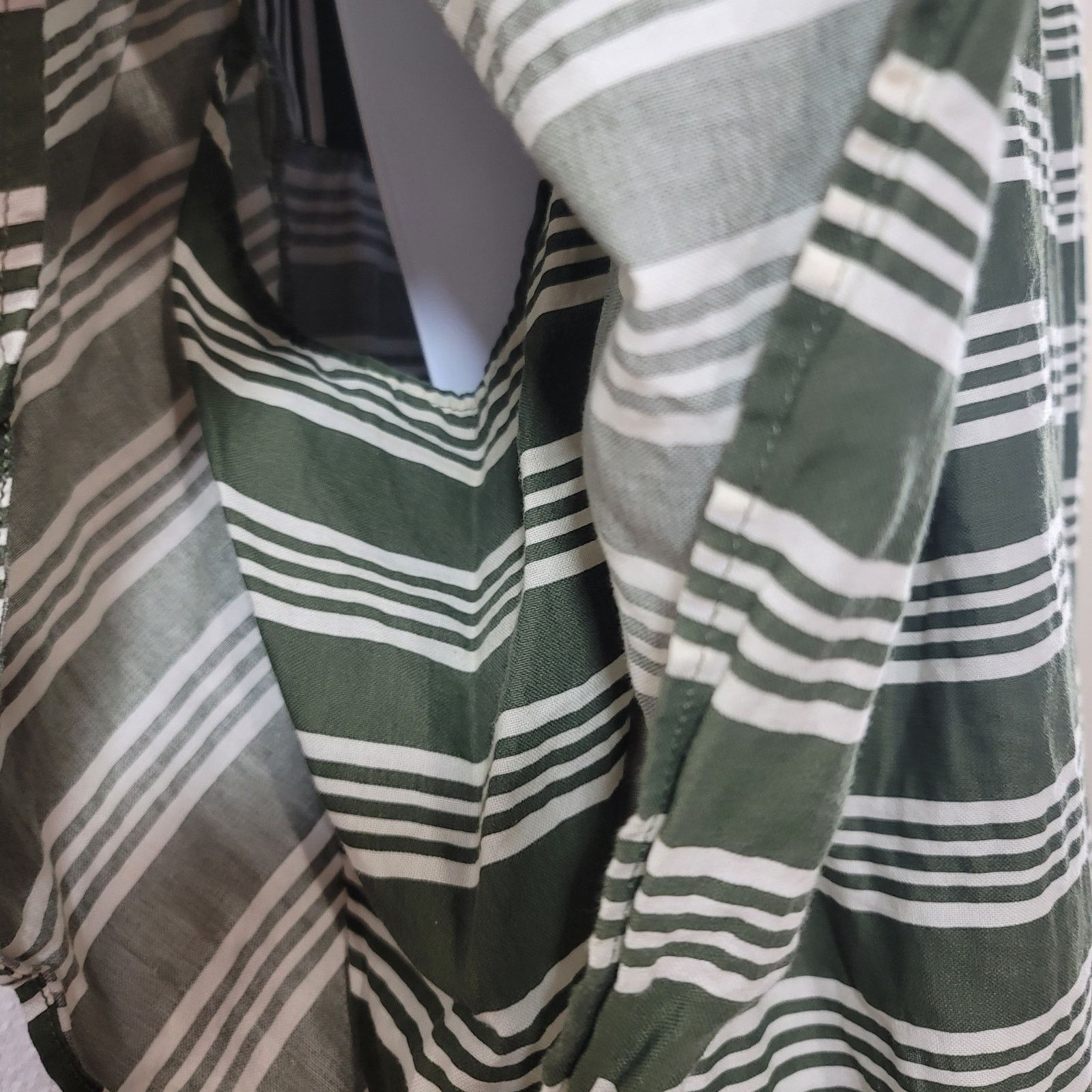 Other Time & Tru Green White Stripe Flowy Sleeves Top Large 12 14 Size L / US 10 / IT 46 - 2 Thumbnail