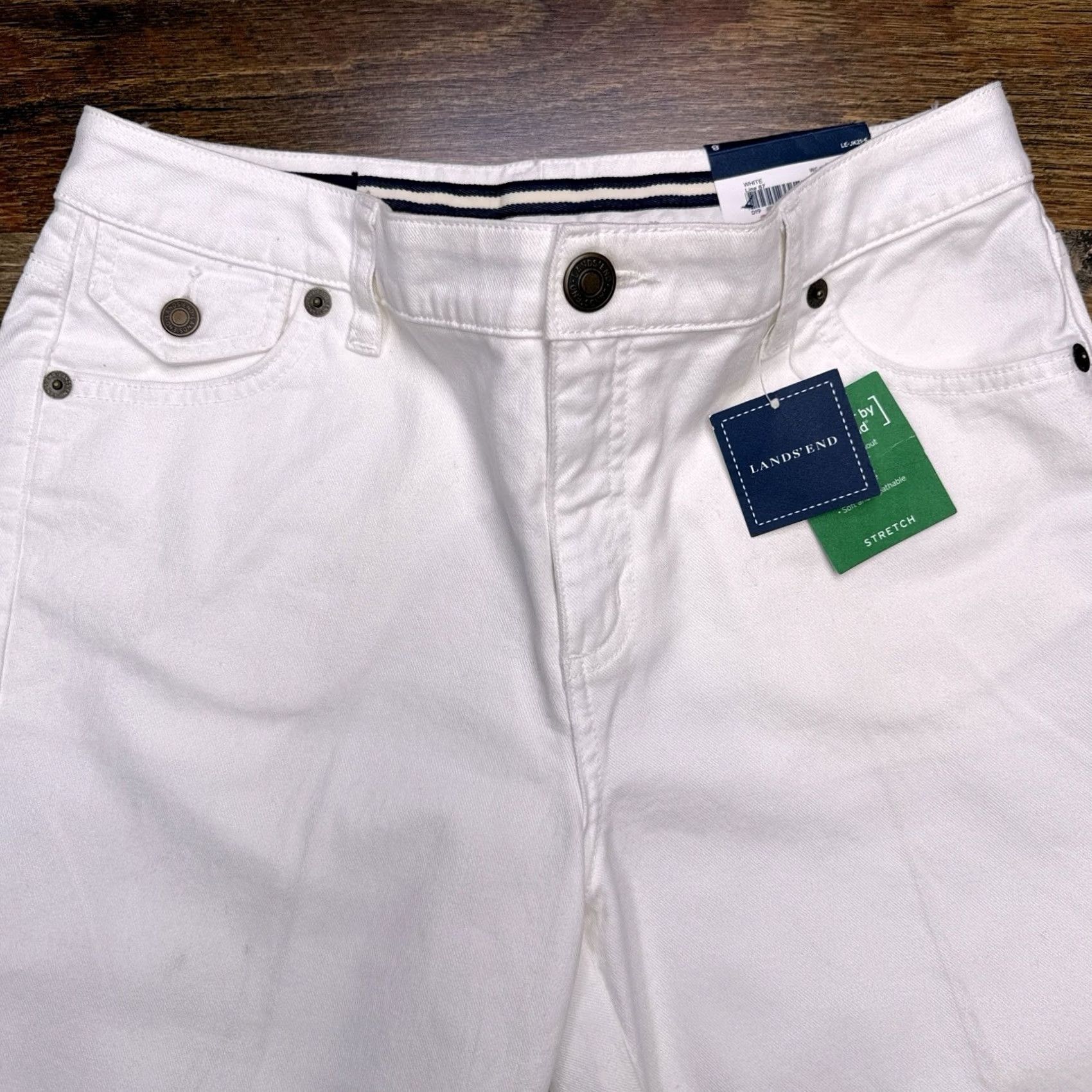 Lands' End Lands' End Bermuda Shorts Womens 8 White Denim Stretch 17 Inseam 5-Pocket Zip Front Mid Rise Sport Casual 30 W Machine Washable Size 30" / US 8 / IT 44 - 3 Thumbnail