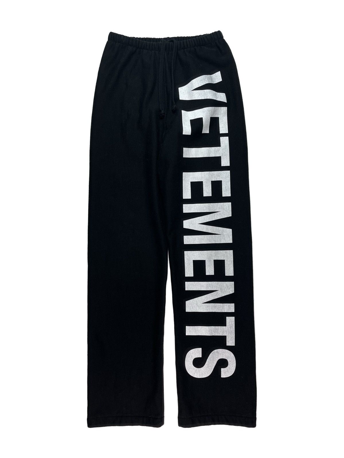 Image of Aw18 Vetements Big Logo Sweatpants Black, Men's (Size 30)