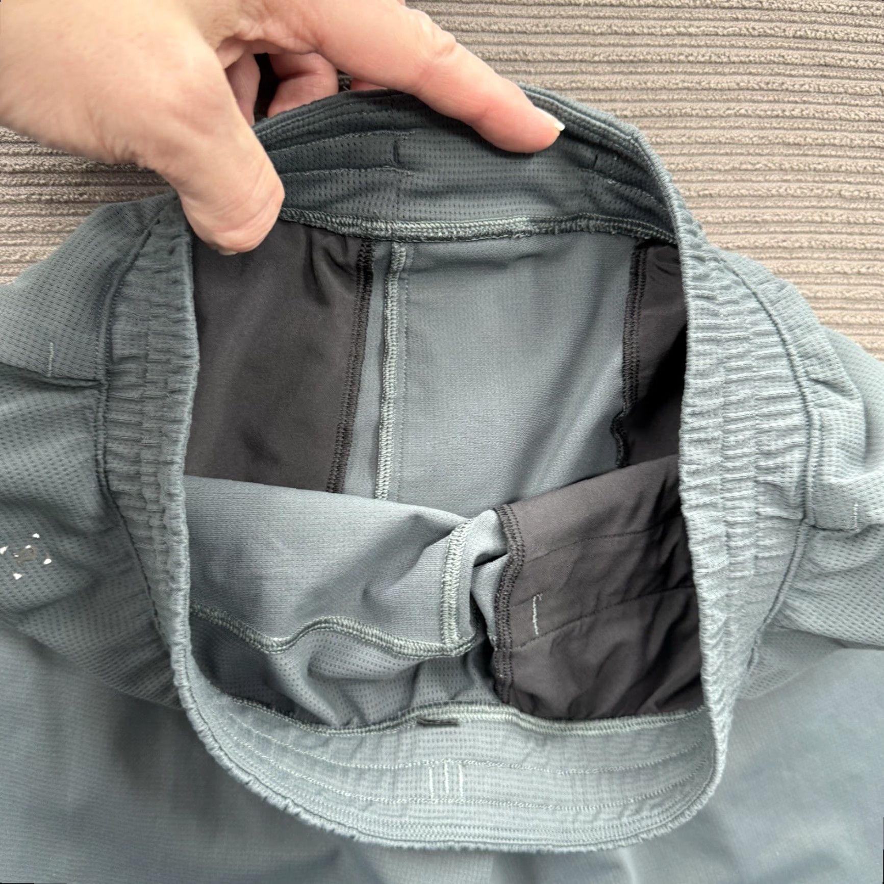 Lululemon Lululemon Shorts Men M Green Drawstring Athletic Inseam 13 in Athletic Gym Running Size US 28 / EU 44 - 7 Thumbnail